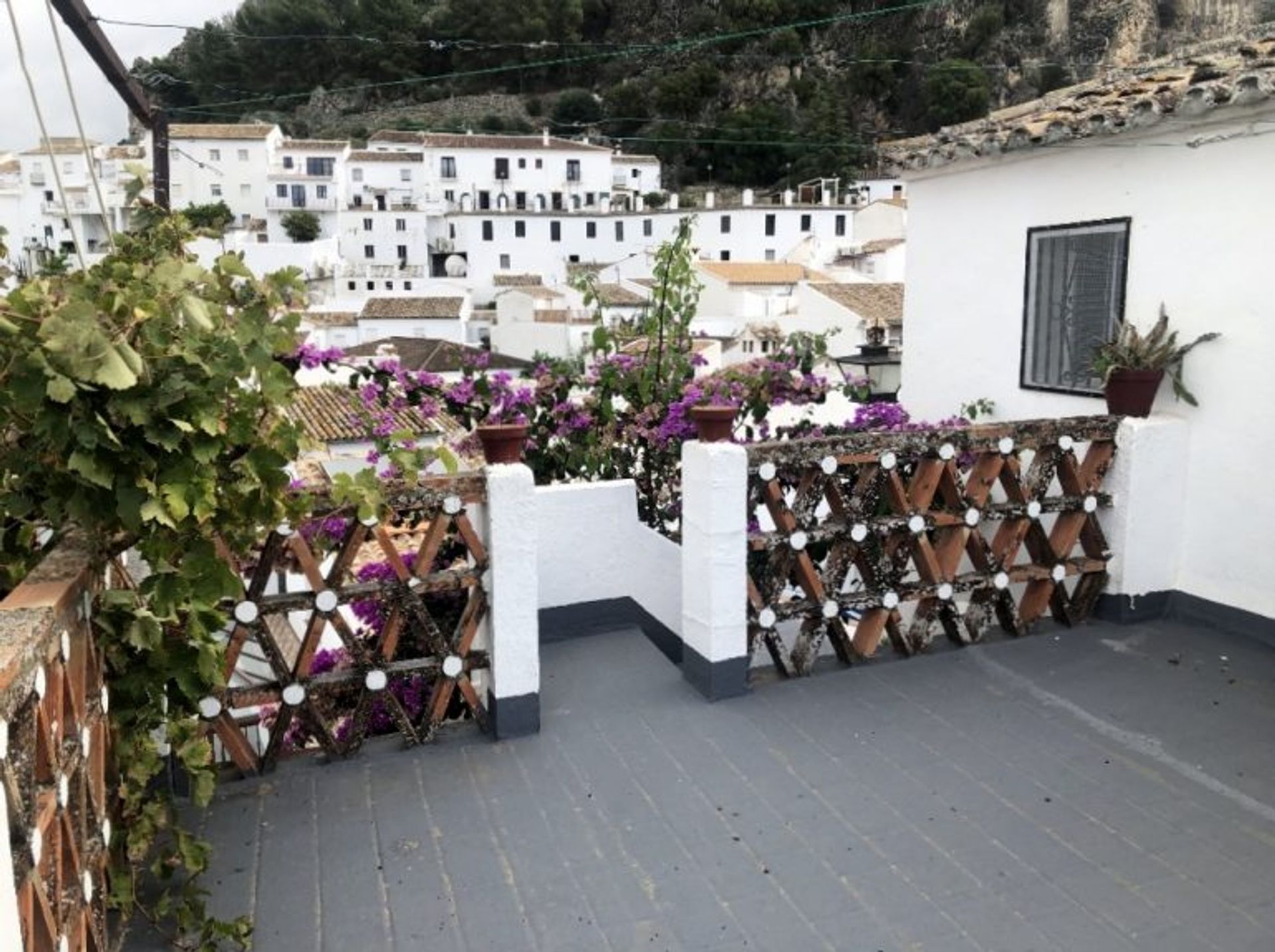 Huis in Zahara de la Sierra, Andalucía 11365468