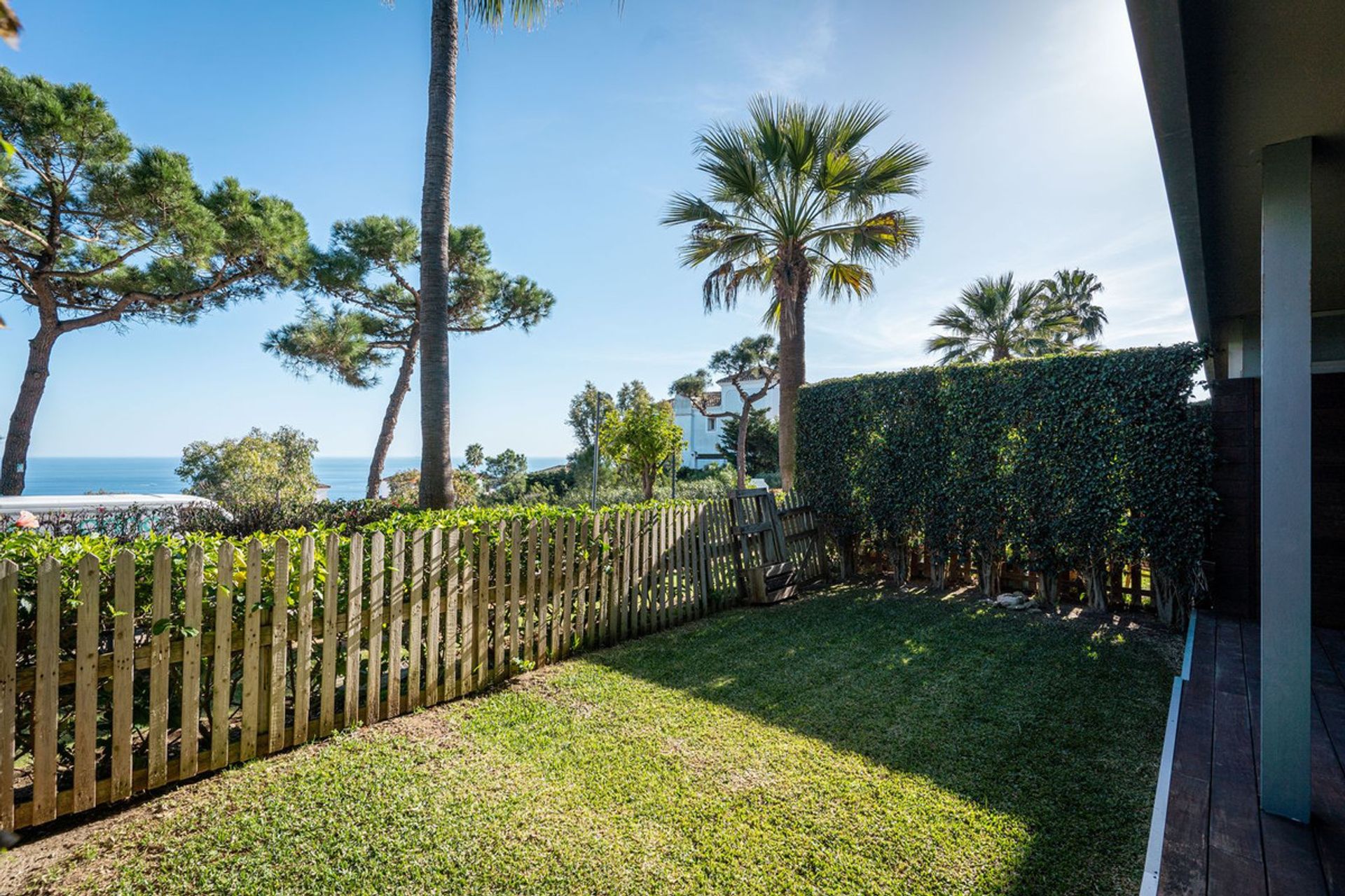 Condominium in Castillo de Sabinillas, Andalusia 11365905