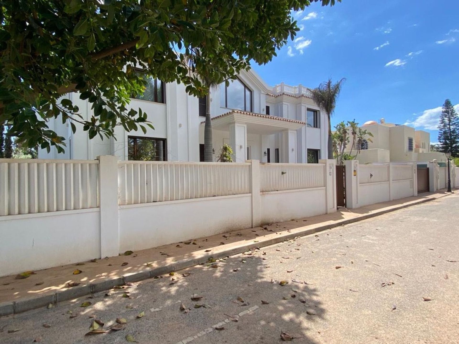 rumah dalam Estepona, Andalucía 11365953