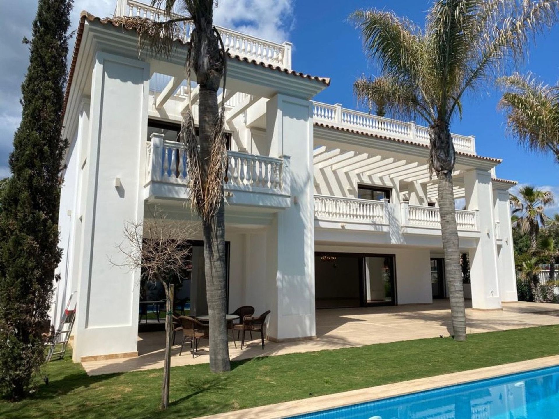 rumah dalam Estepona, Andalucía 11365953