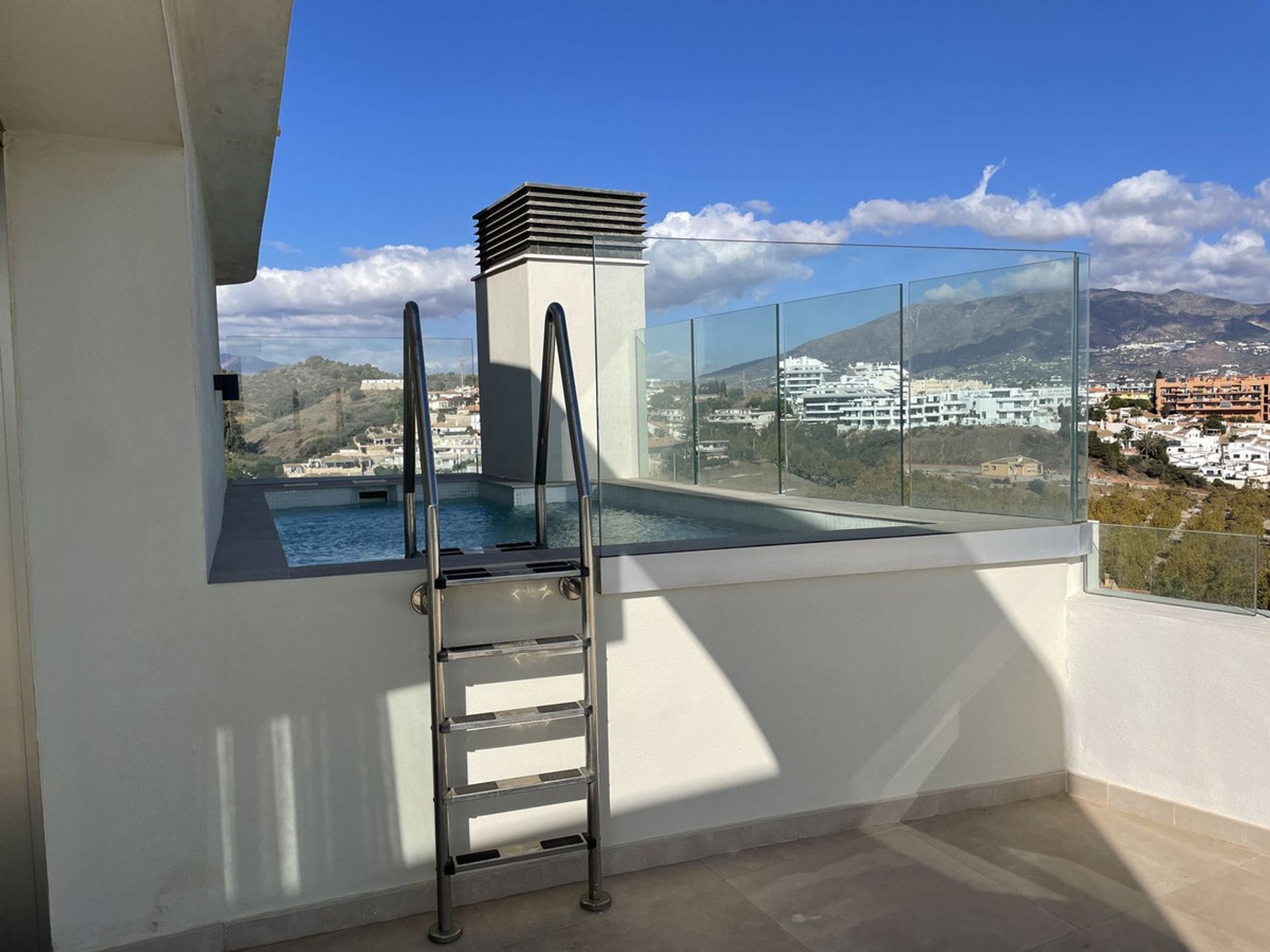 Condominio en Las Lagunas de Mijas, Andalucía 11366497