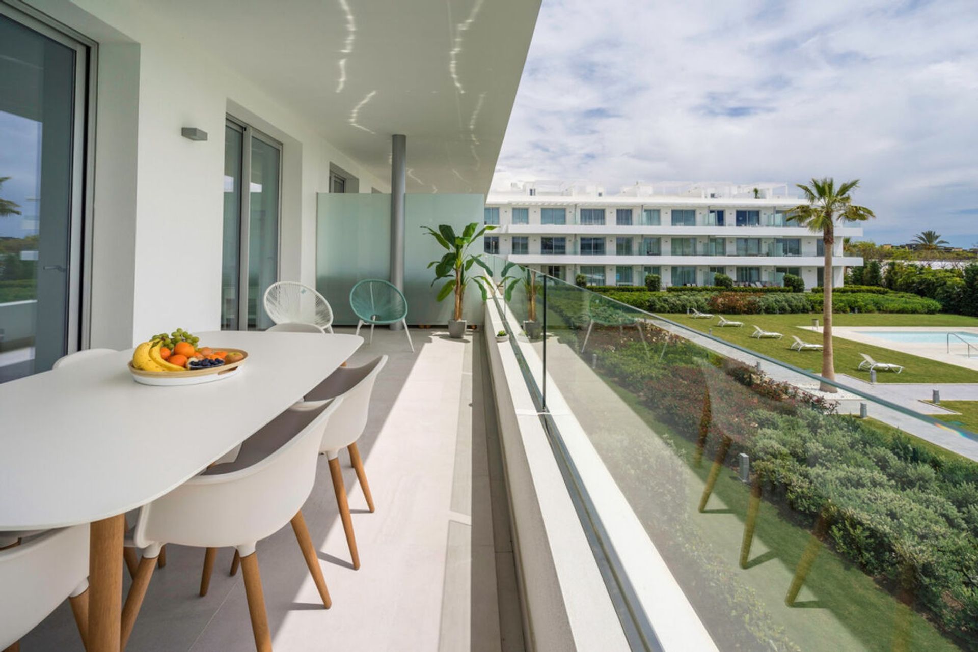 Condominium in Benahavis, Andalusië 11366595