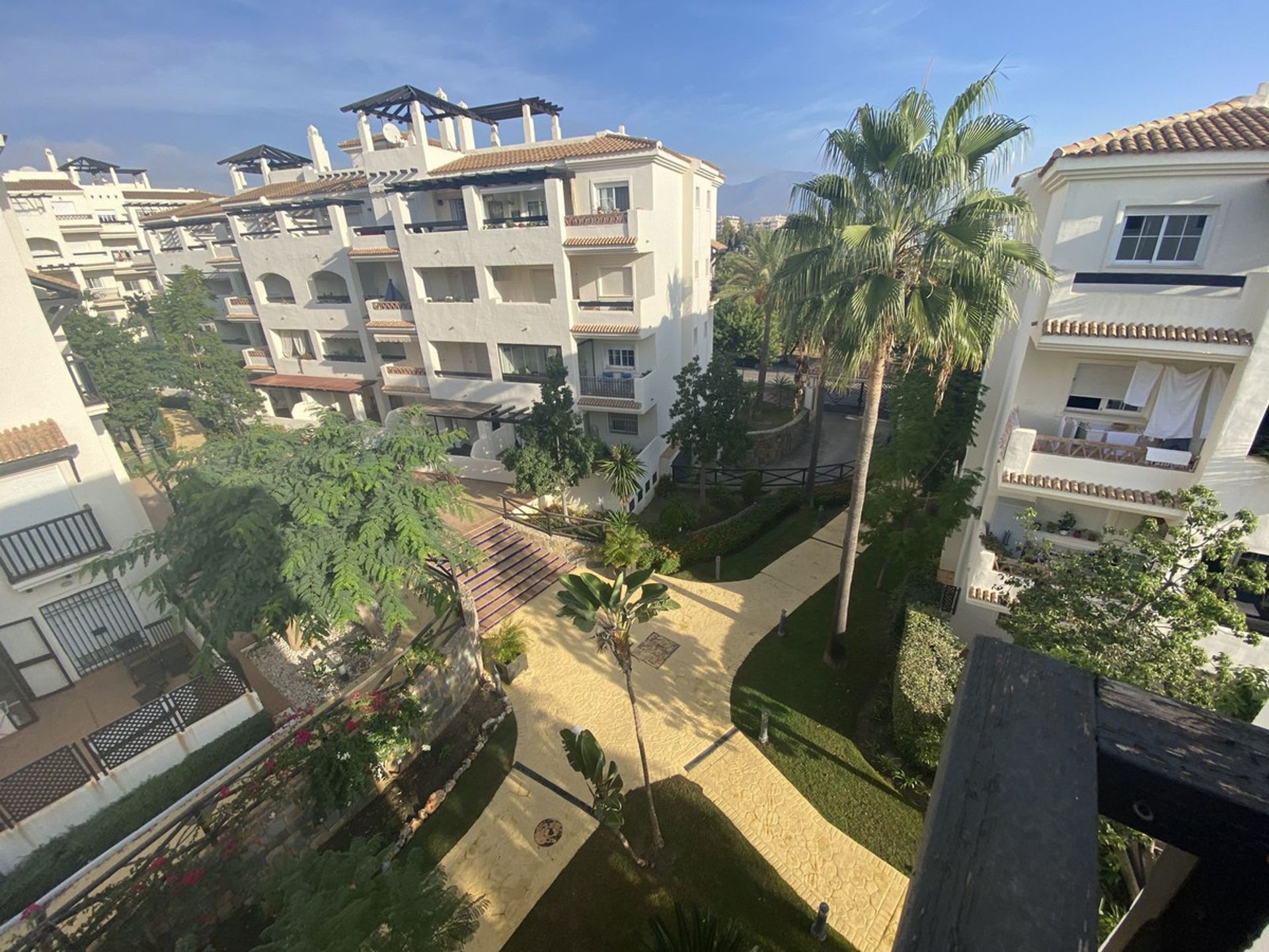 Condominio en La Duquesa, Andalucía 11366825