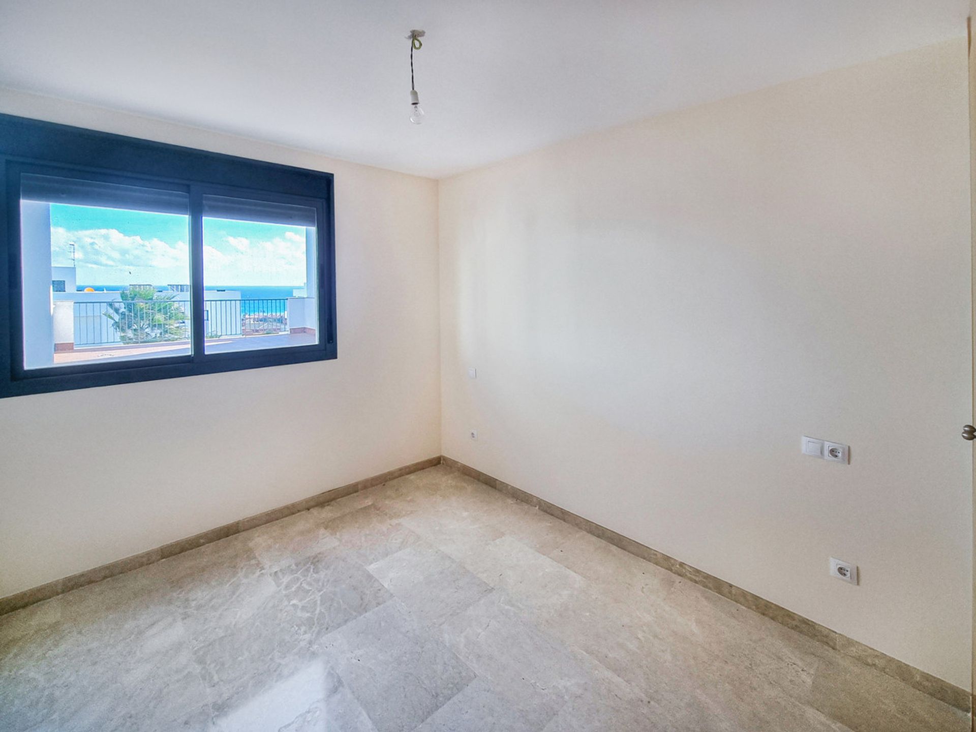 Condominio en Casares, Andalusia 11367412