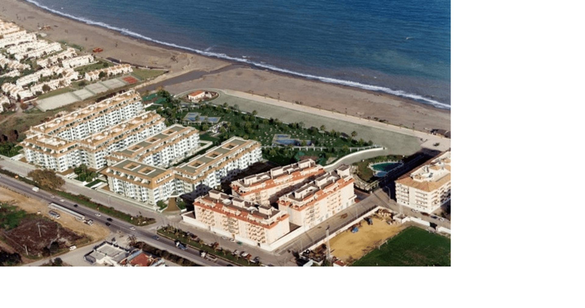 Condominium dans San Luis de Sabinillas, Andalusia 11367414