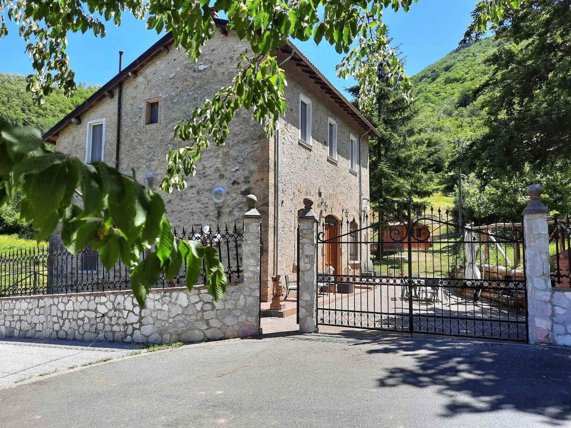 loger dans Molazzane, Toscane 11370325