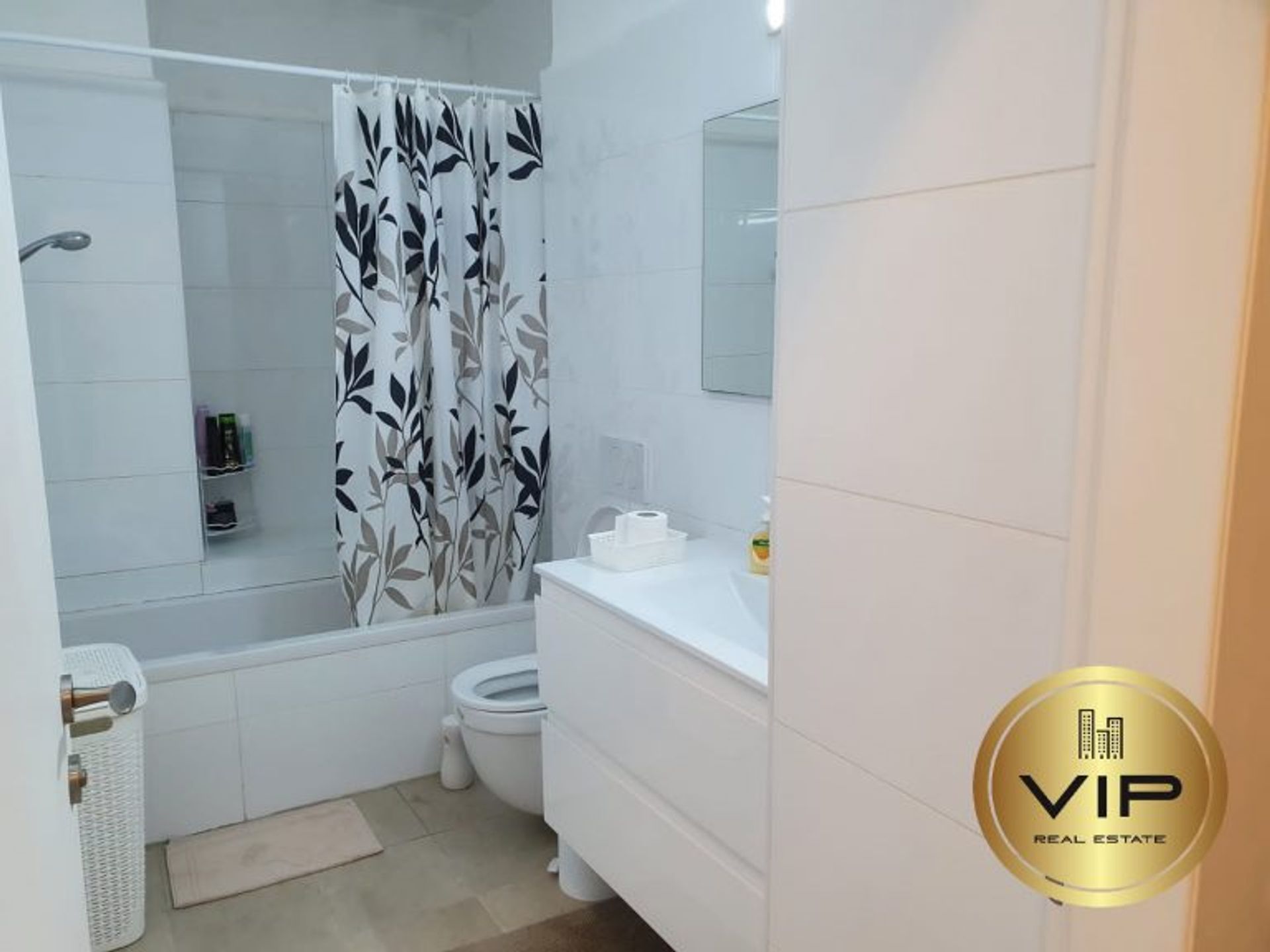 Συγκυριαρχία σε Tel Aviv-Yafo, 96 HaHashmonaim Street 11370752