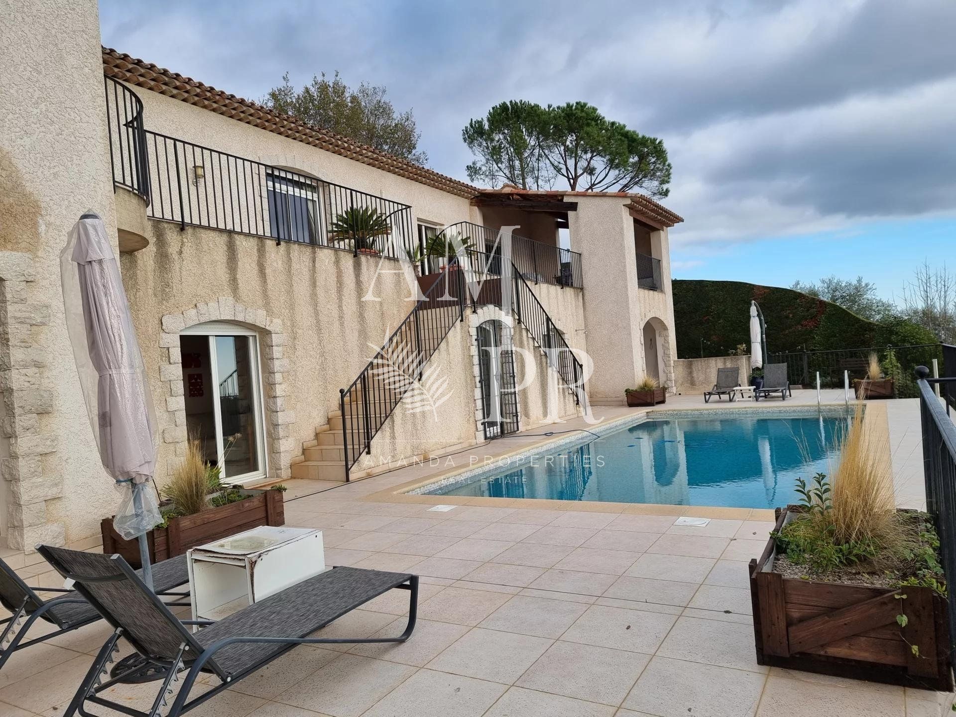 casa no Tourrettes-sur-Loup, Provença-Alpes-Costa Azul 11370982