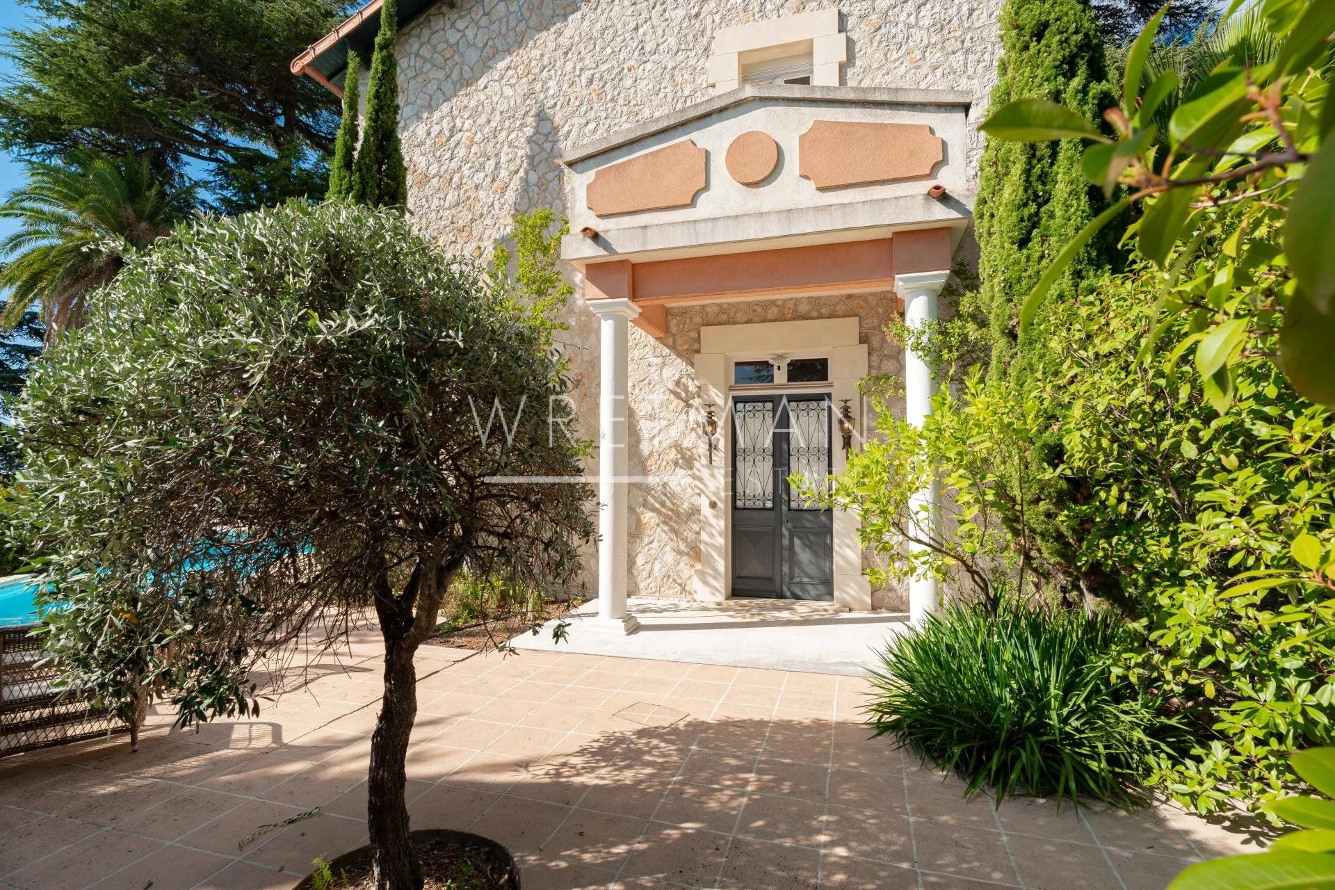 casa en Grasse, Alpes-Maritimes 11371336