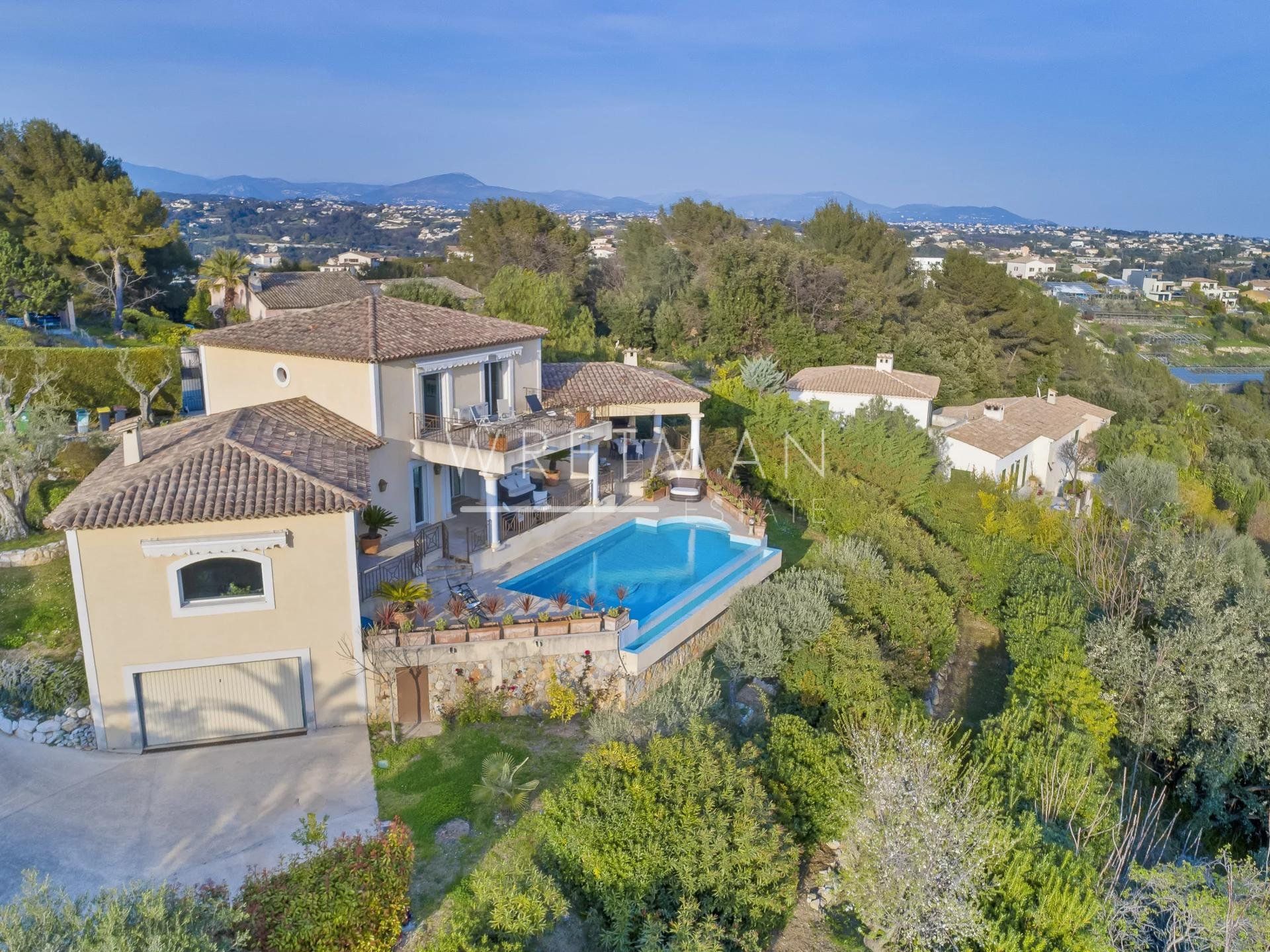 Casa nel Saint-Paul-de-Vence, Provenza-Alpi-Costa Azzurra 11371477