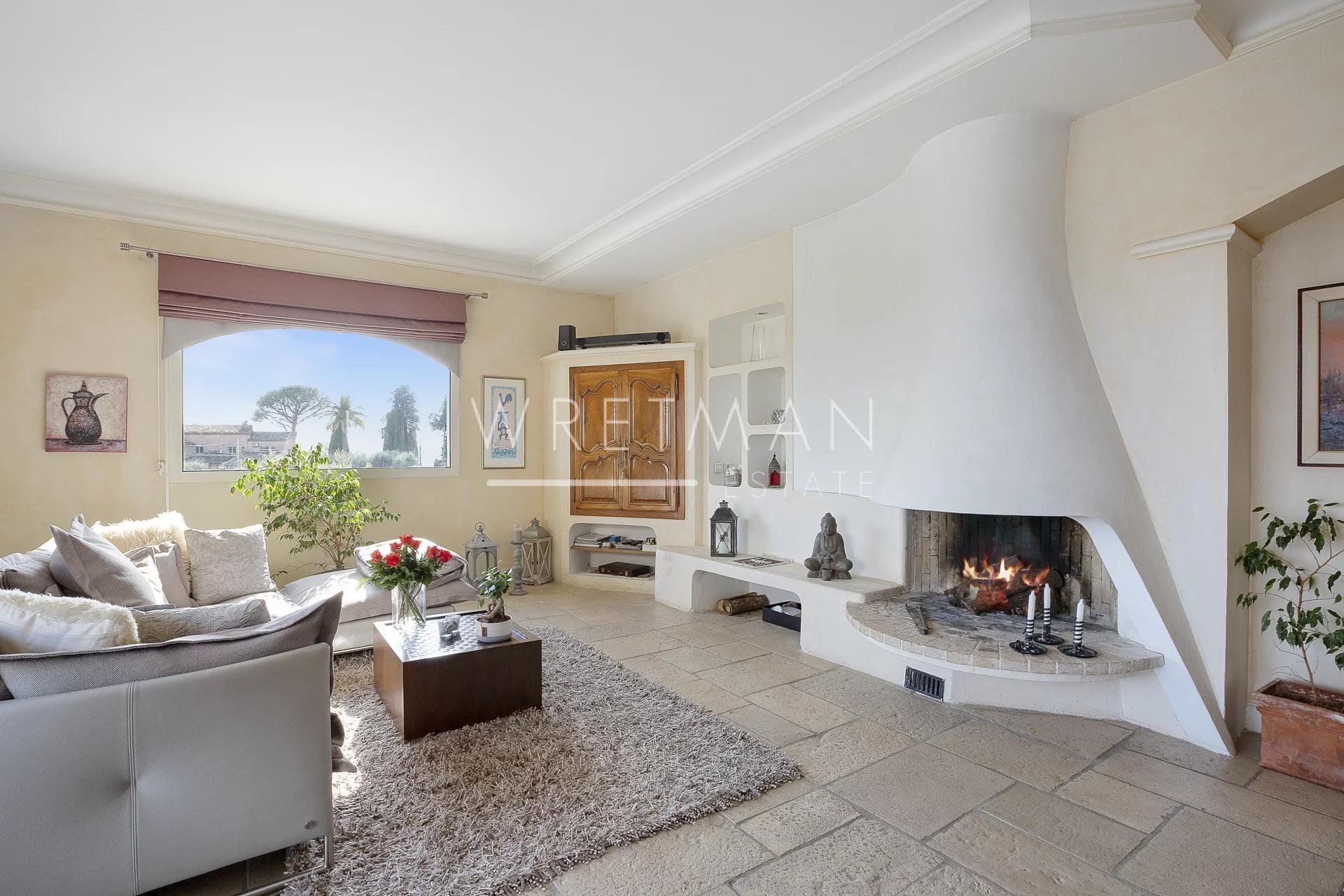 Hus i Saint-Paul-de-Vence, Alpes-Maritimes 11371477