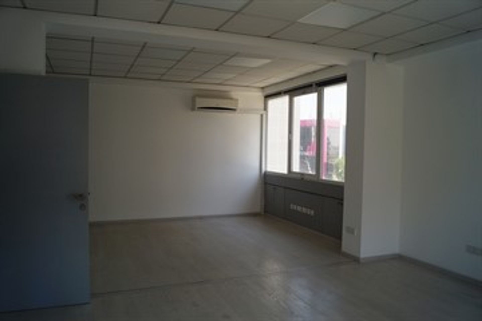 Bureau dans Strovolos, Nicosia 11372046