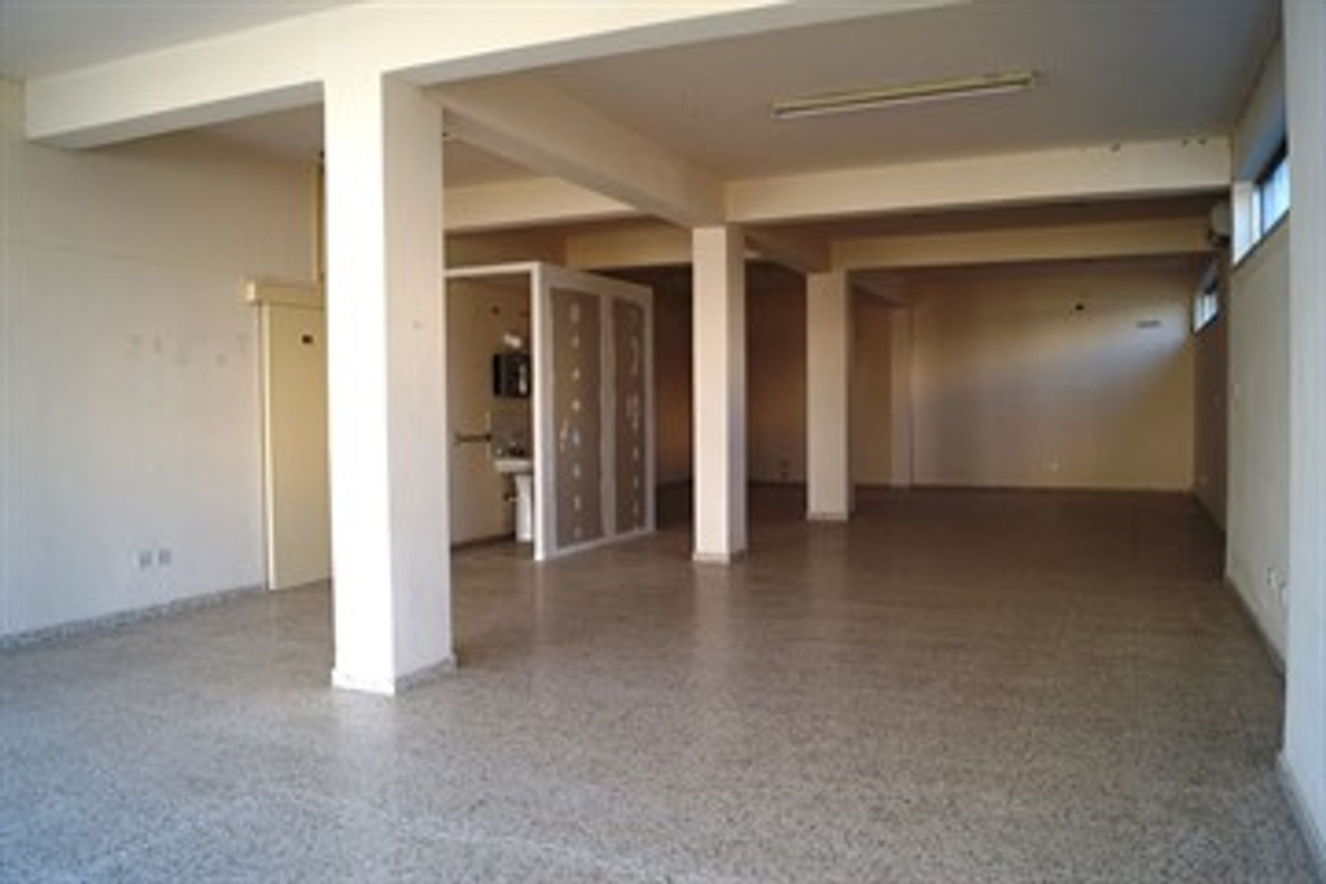 Retail in Nicosia, Lefkosia 11372789