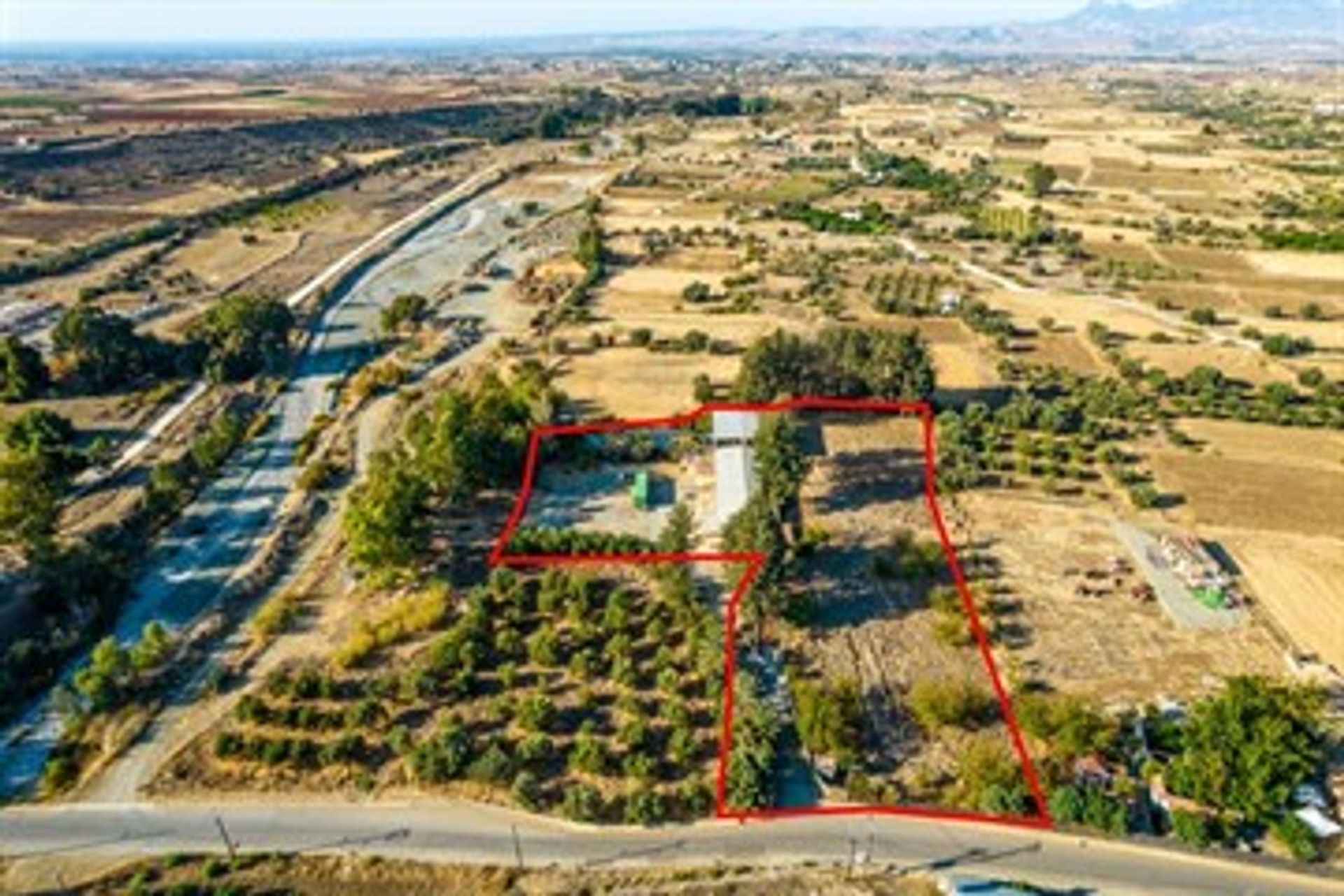 Land i Kokkinotrimitia, Lefkosia 11375135