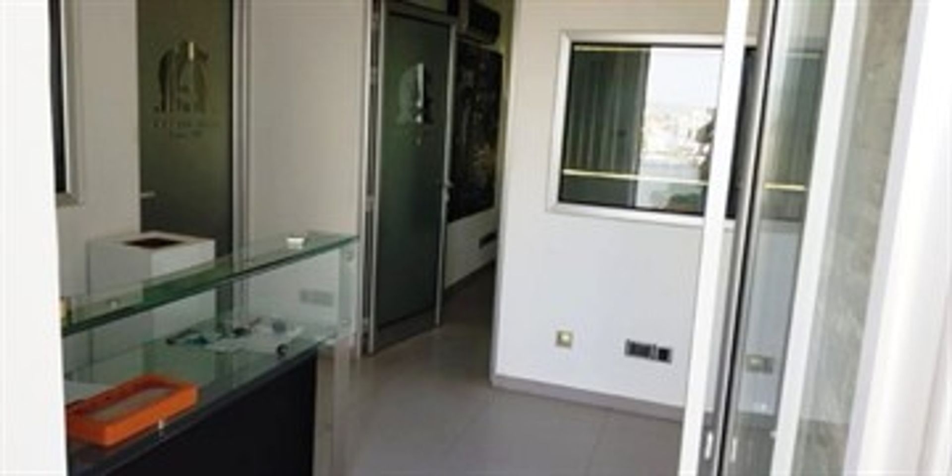 Pejabat dalam Nicosia, Lefkosia 11377544