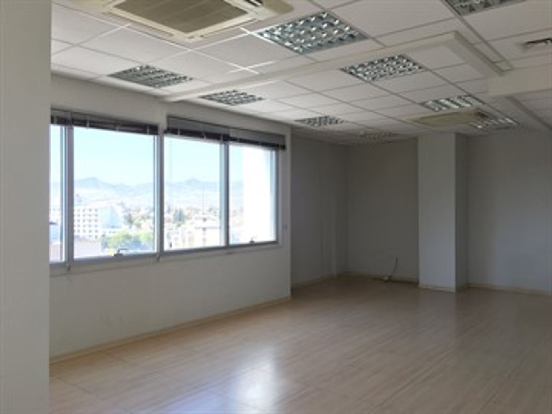 Kantor di Nikosia, Lefkosia 11377644