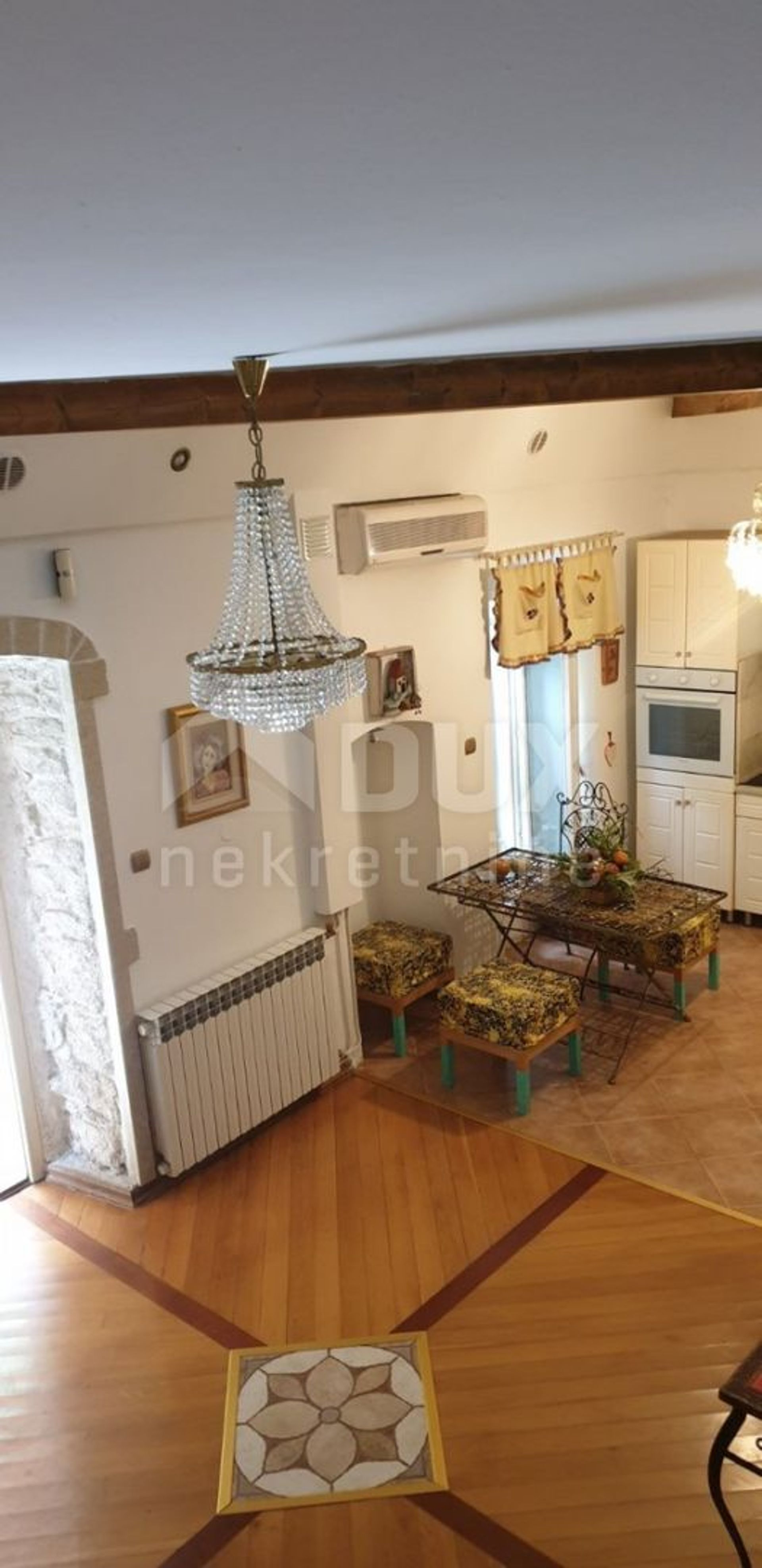 Condominio en Zminj, Istarska Zupanija 11378685