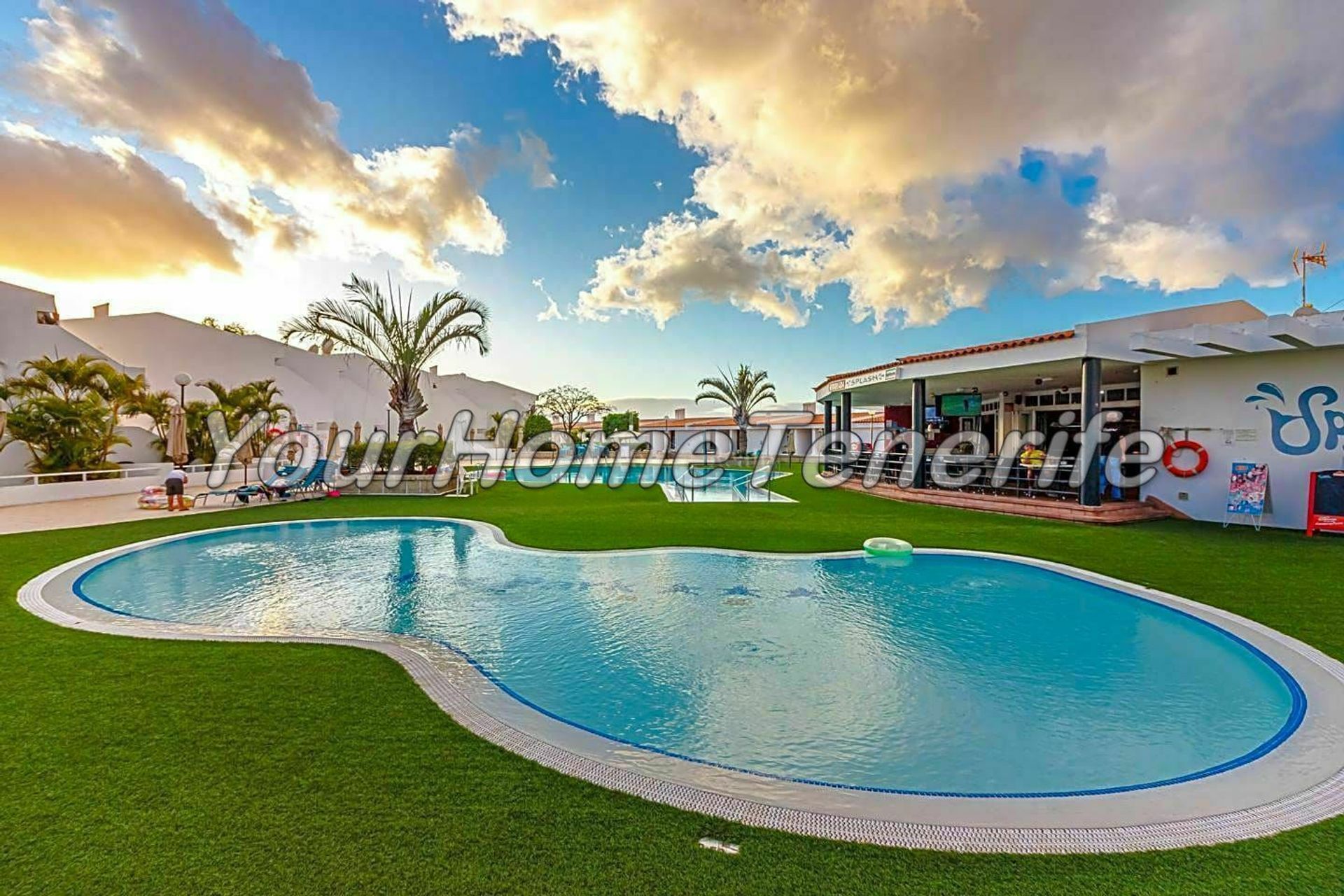 Condominium in Adeje, Canary Islands 11378913