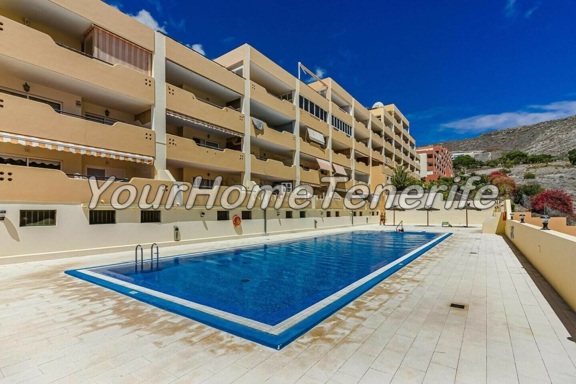 Condominium in Adeje, Canary Islands 11378916