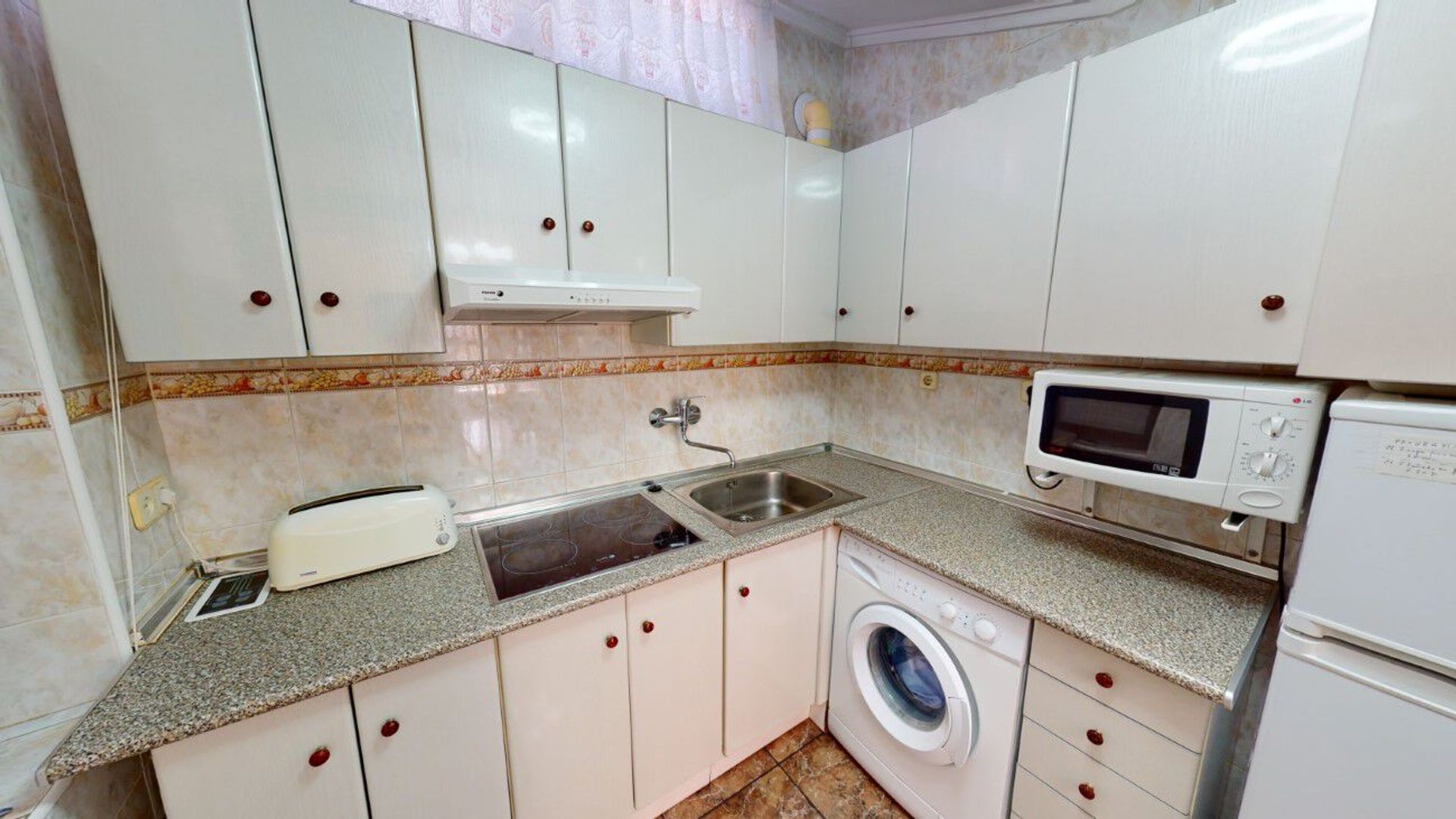 Huis in Guardamar del Segura, Valencia 11380656