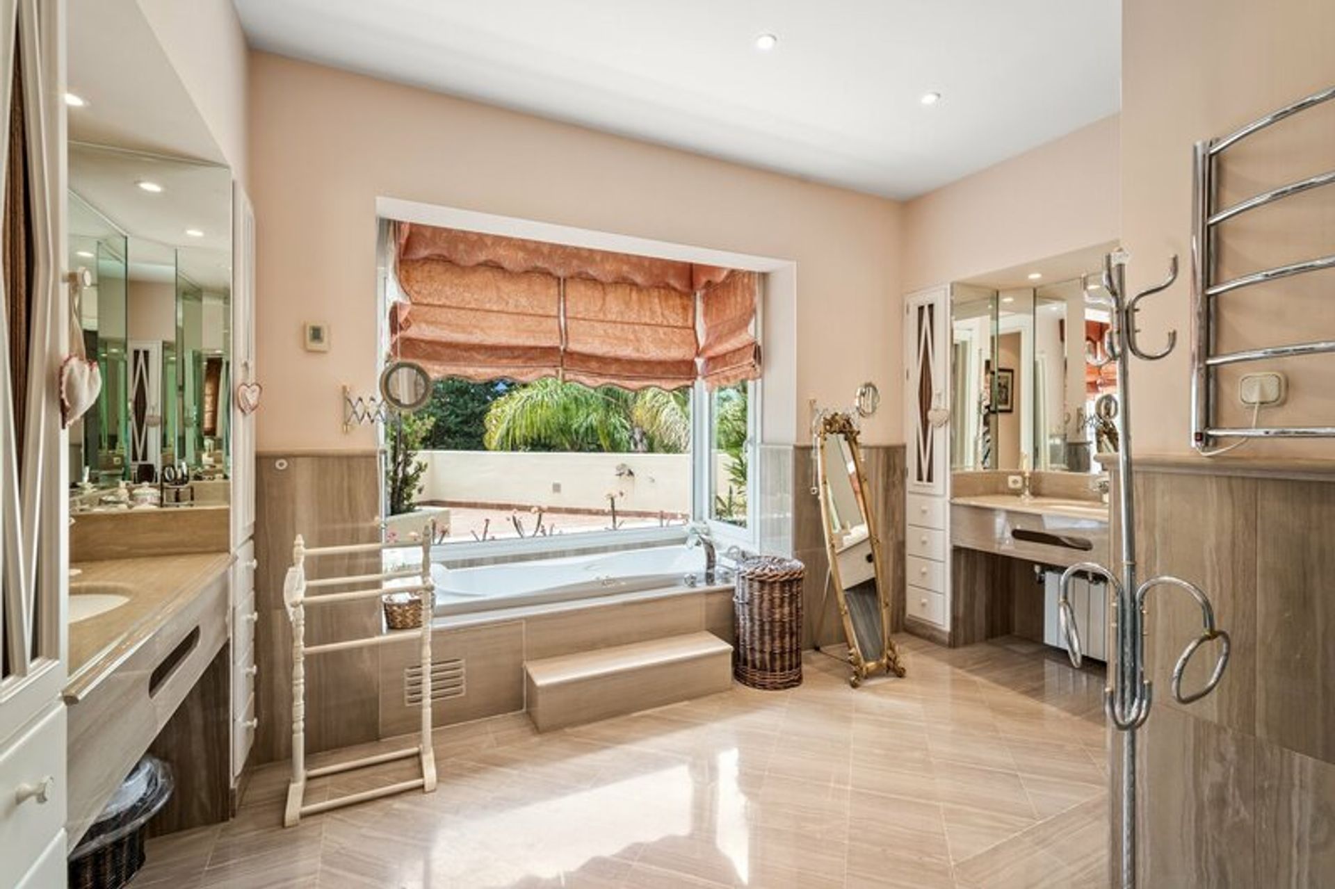 House in Estepona, Andalucía 11381189