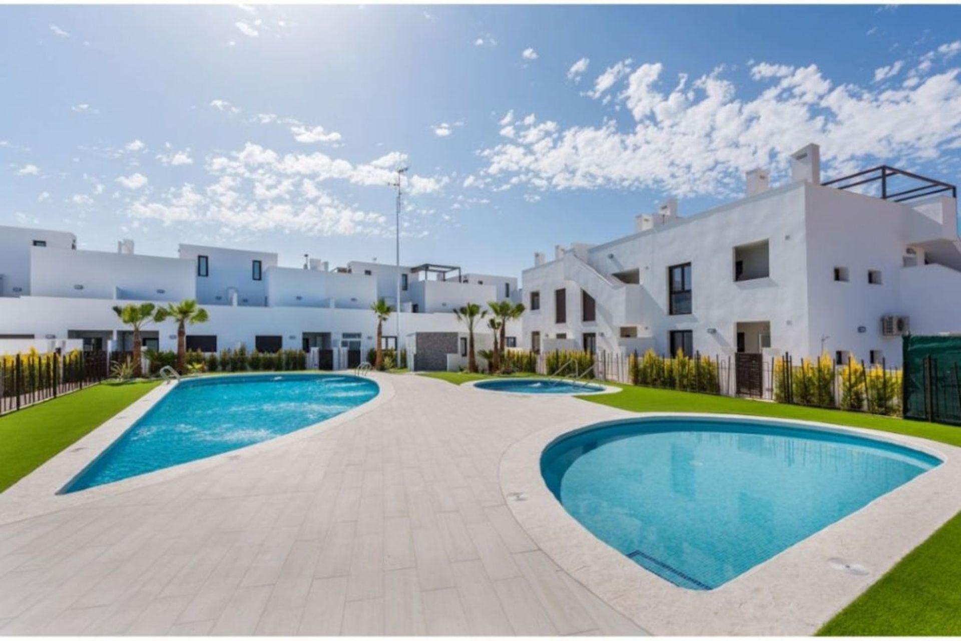 Condominio nel Pilar de la Horadada, Comunidad Valenciana 11381249