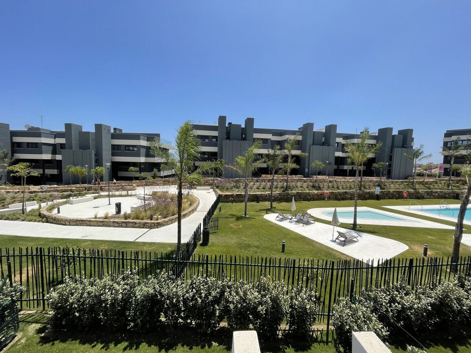 Condominium dans Estepona, Andalousie 11382562