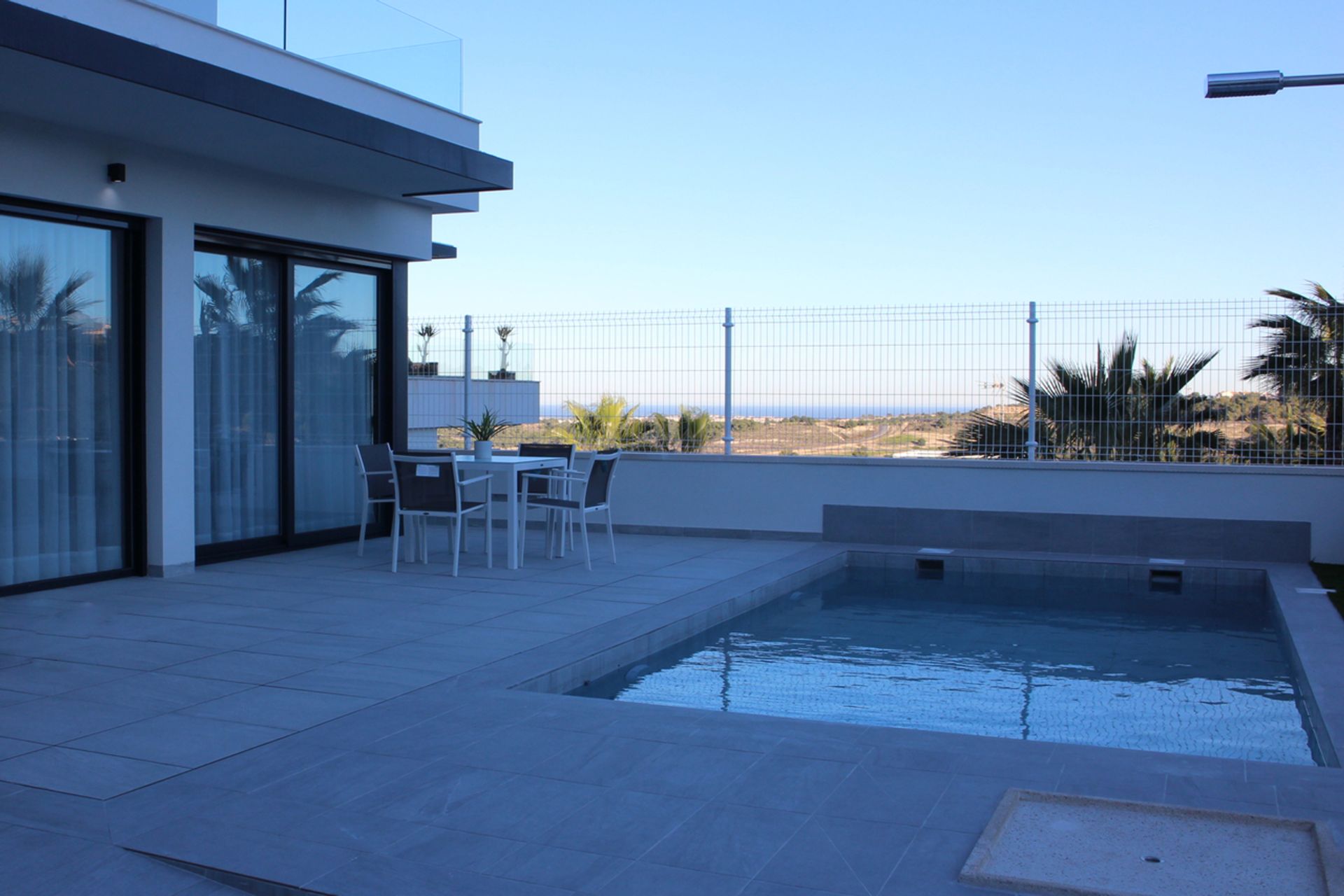 House in San Miguel de Salinas, Valencia 11383050