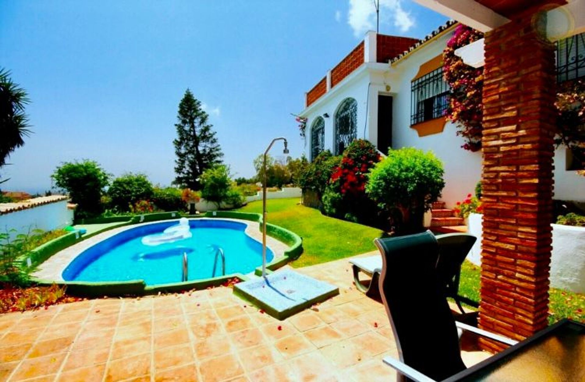 House in Arroyo de la Miel, Andalusia 11384112