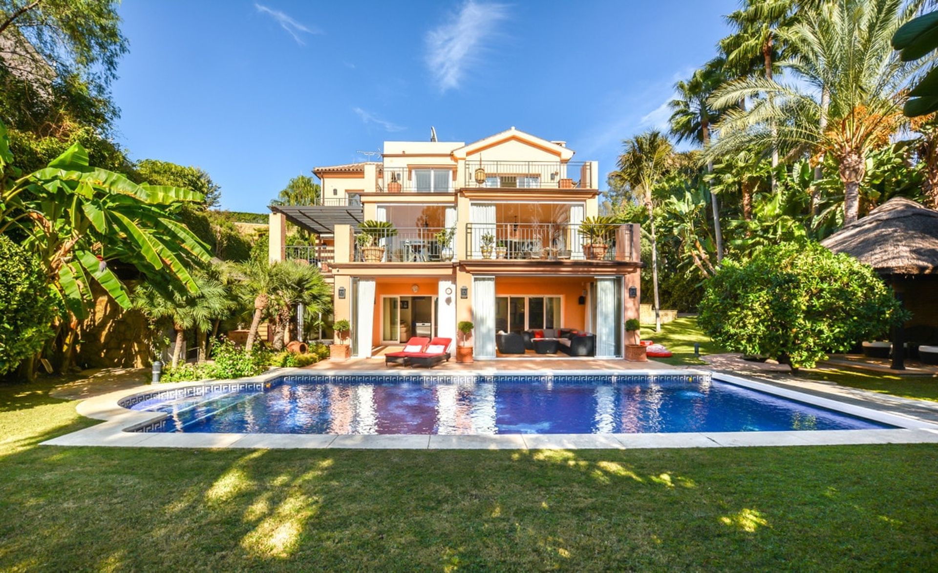 Haus im Marbella, Andalucía 11384159