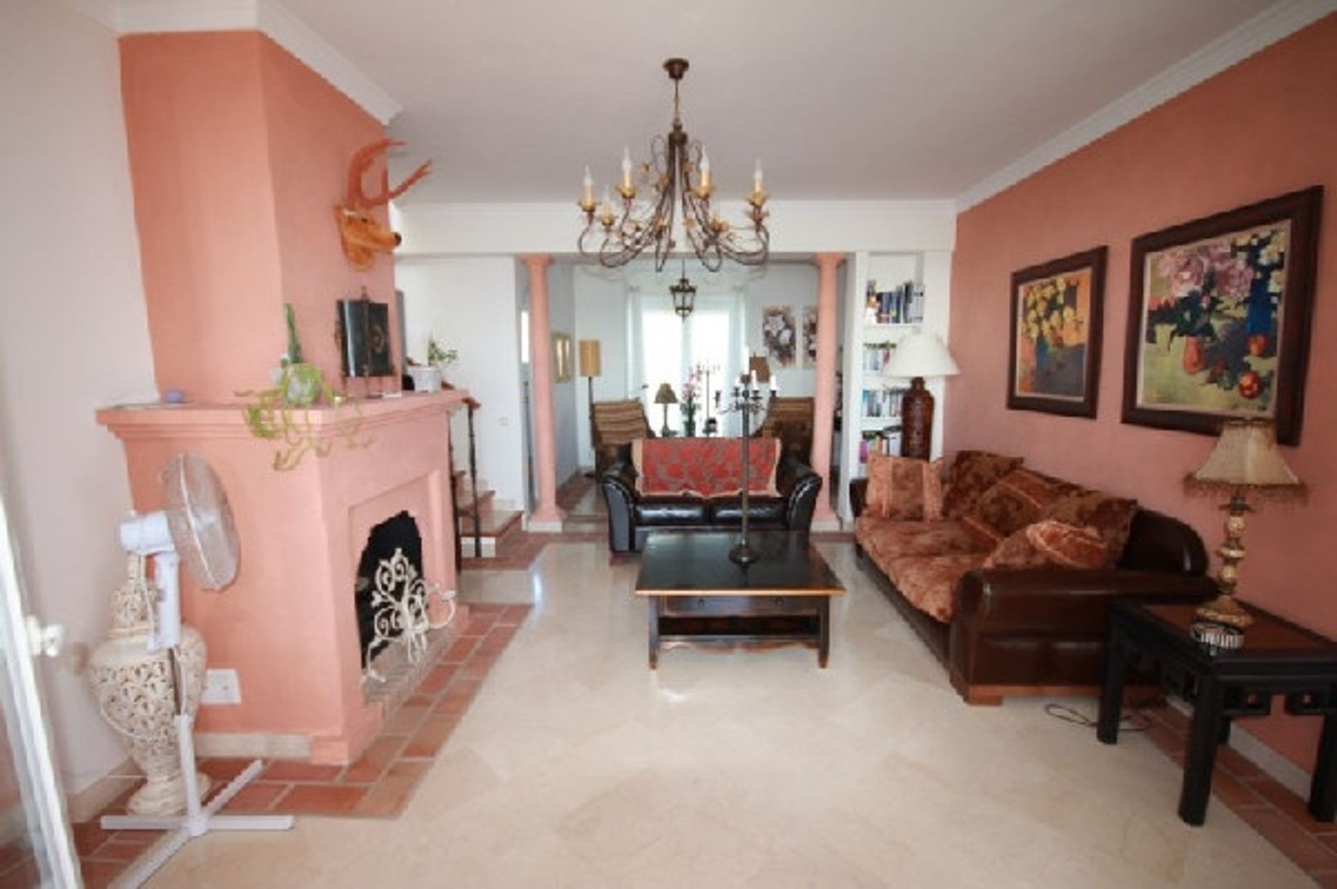 Condominium in San Luis de Sabinillas, Andalusia 11384229