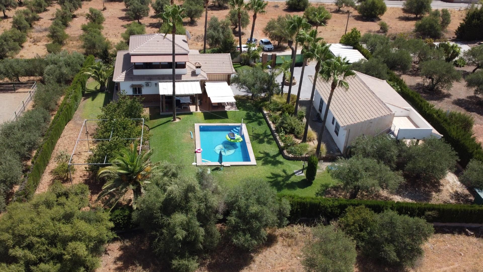 loger dans Alhaurín de la Torre, Andalousie 11384638