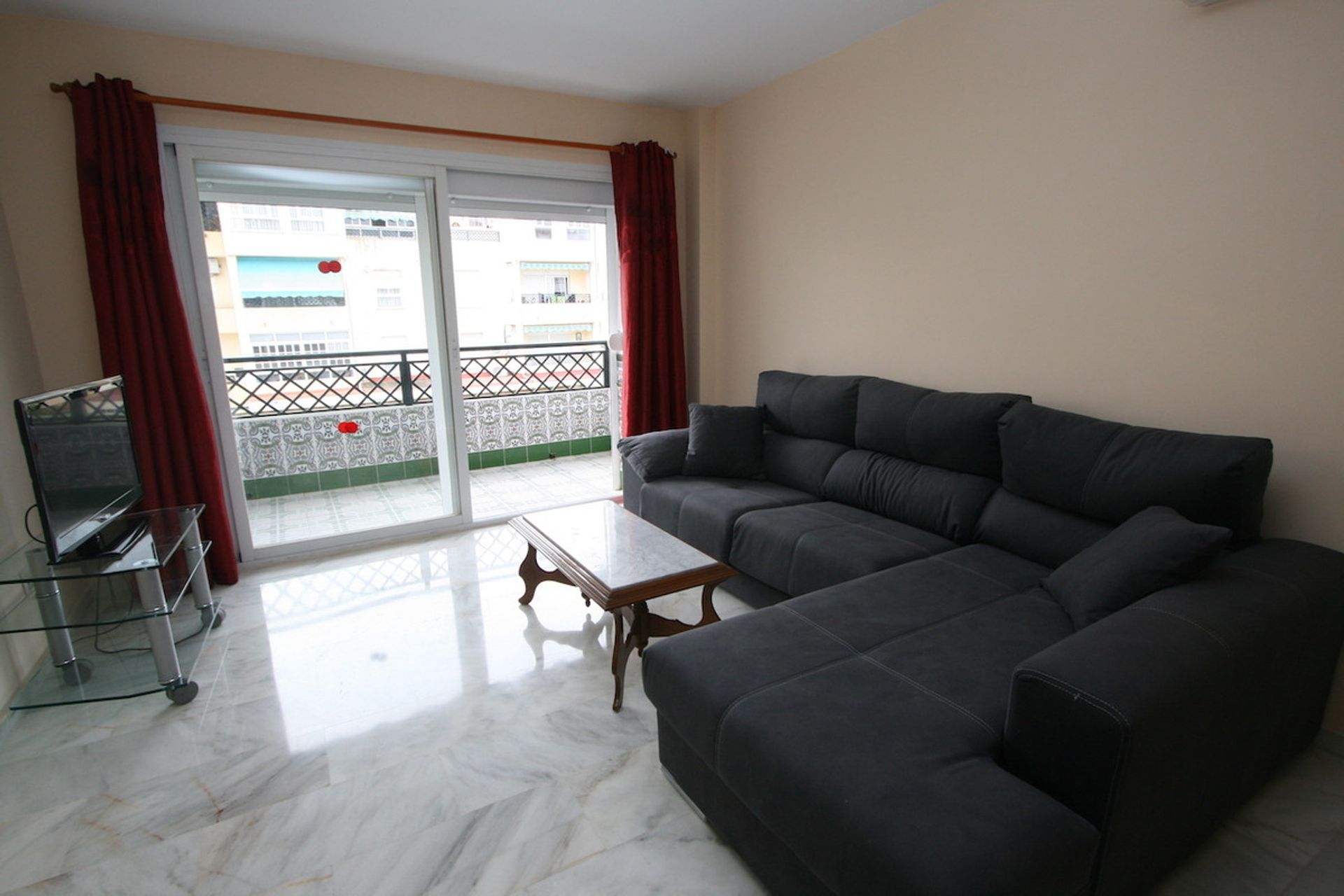 Osakehuoneisto sisään Fuengirola, Andalusia 11384885