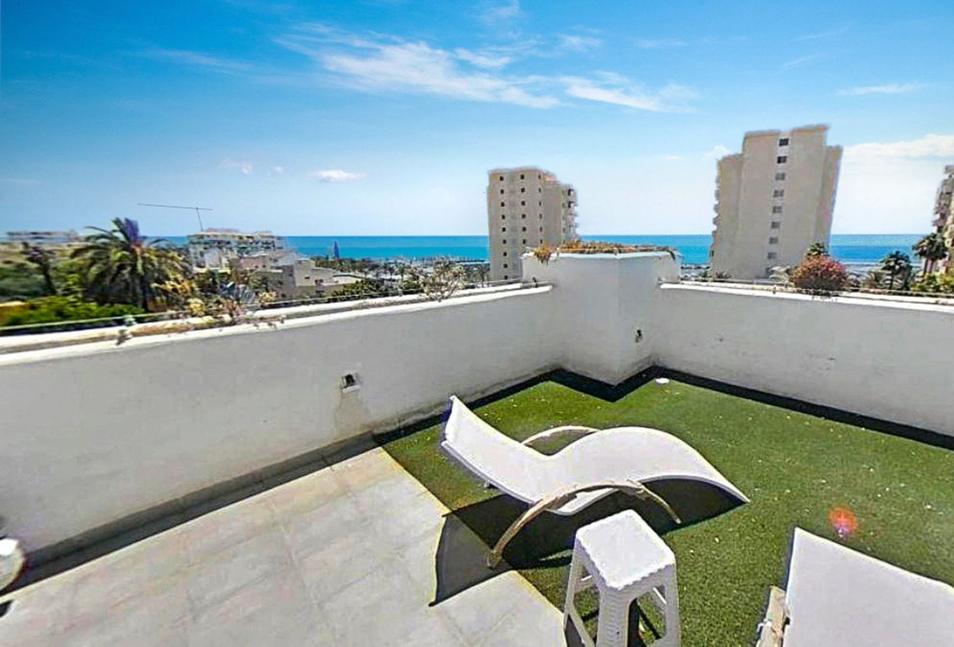 Condominium in Estepona, Andalucía 11385168