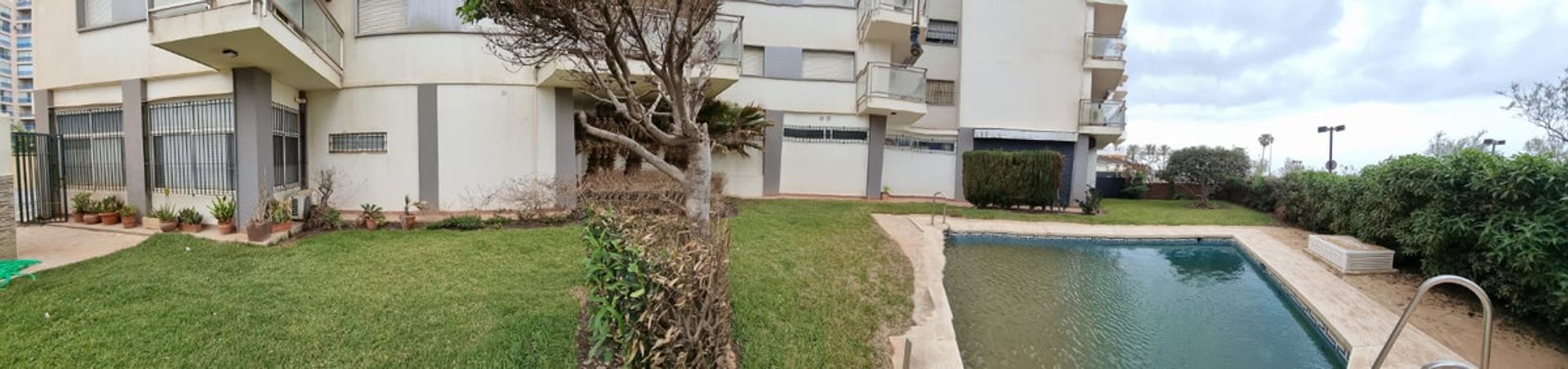 صناعي في Fuengirola, Andalucía 11385328