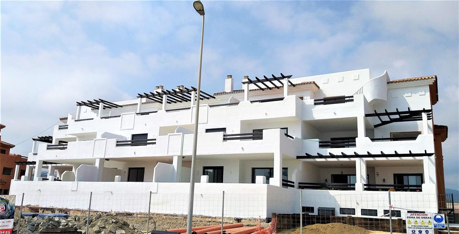 Condominium dans , Andalucía 11385329