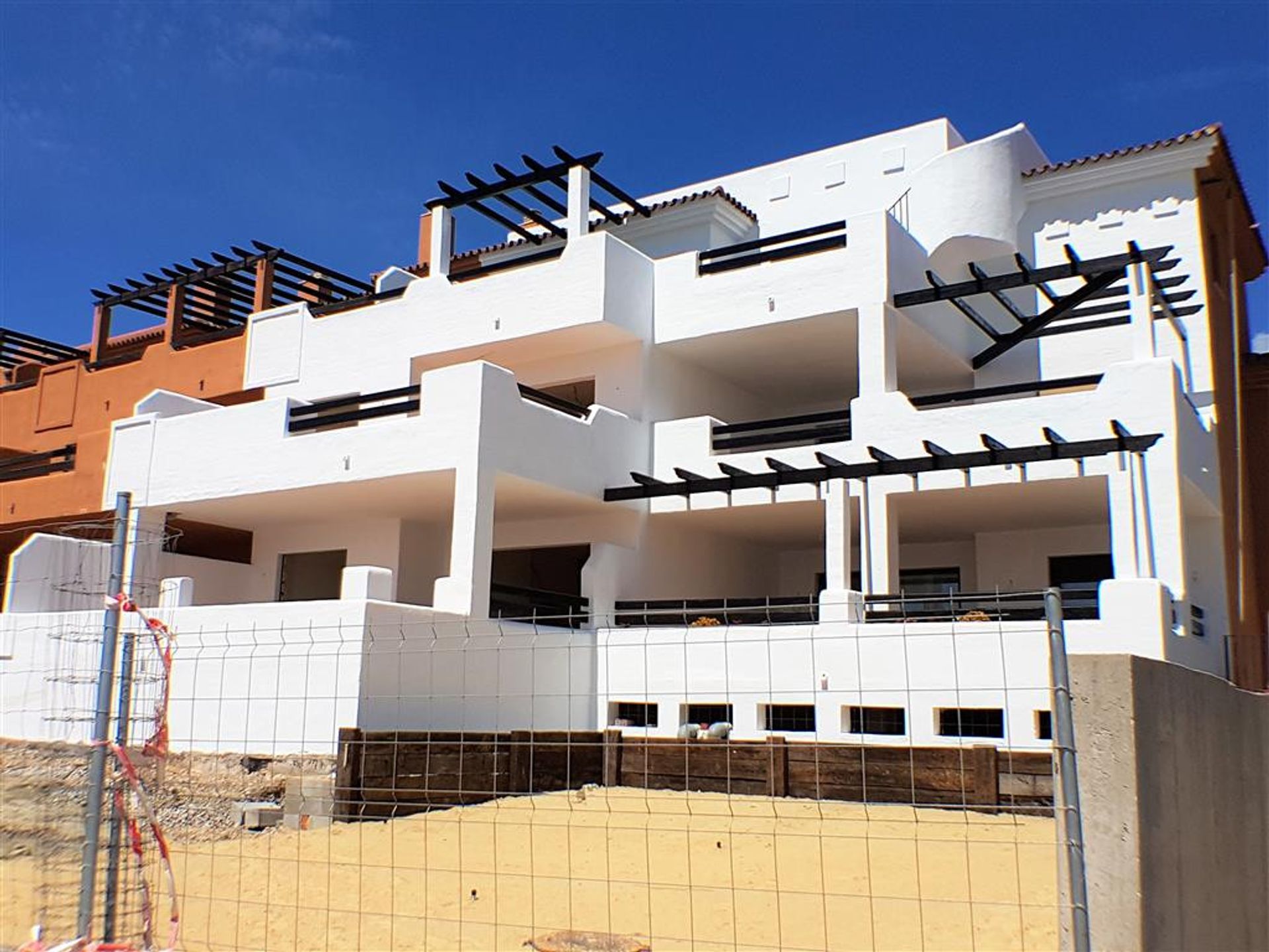 Condominium dans , Andalucía 11385329