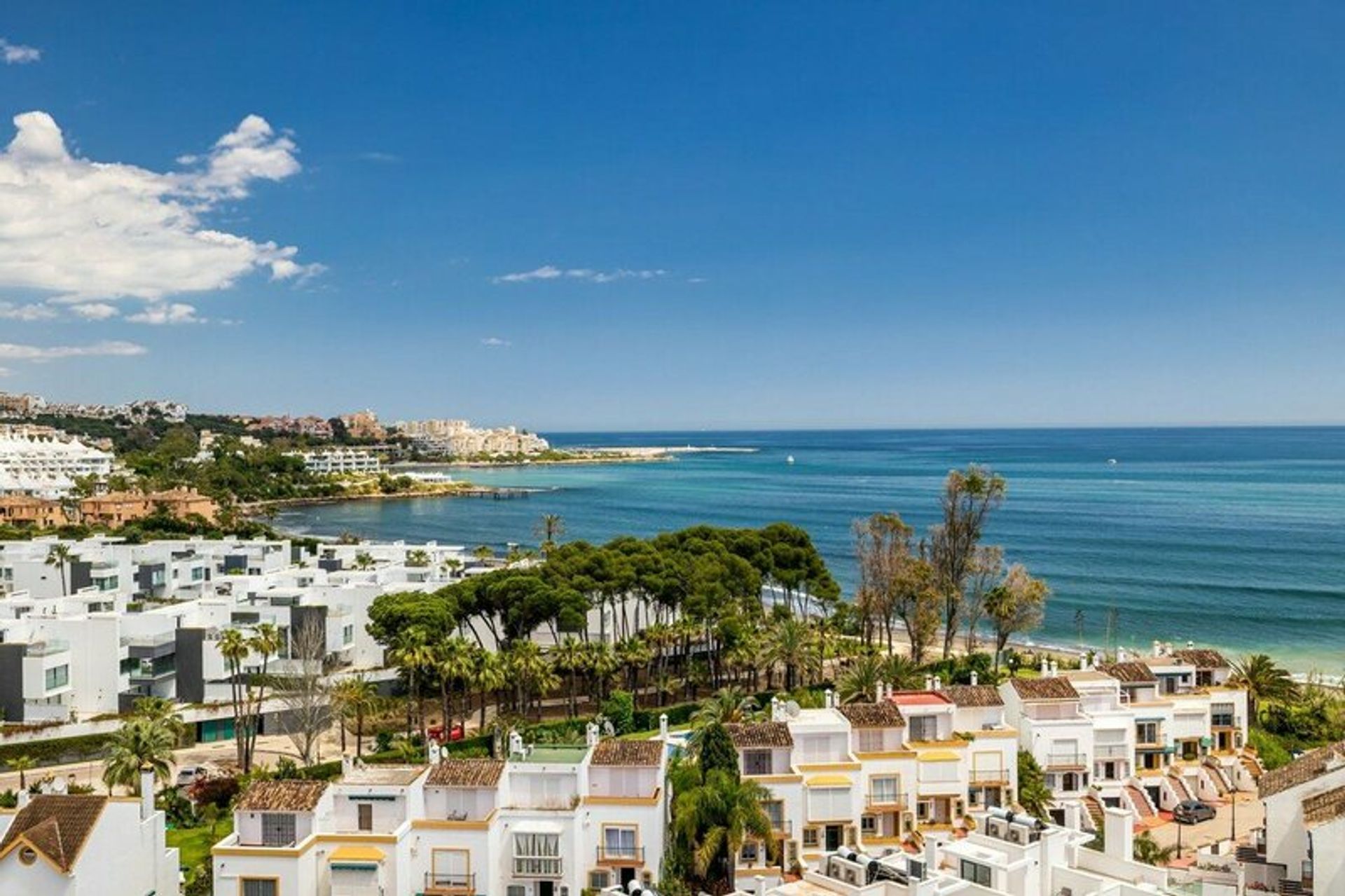 房子 在 Estepona, Andalucía 11385425