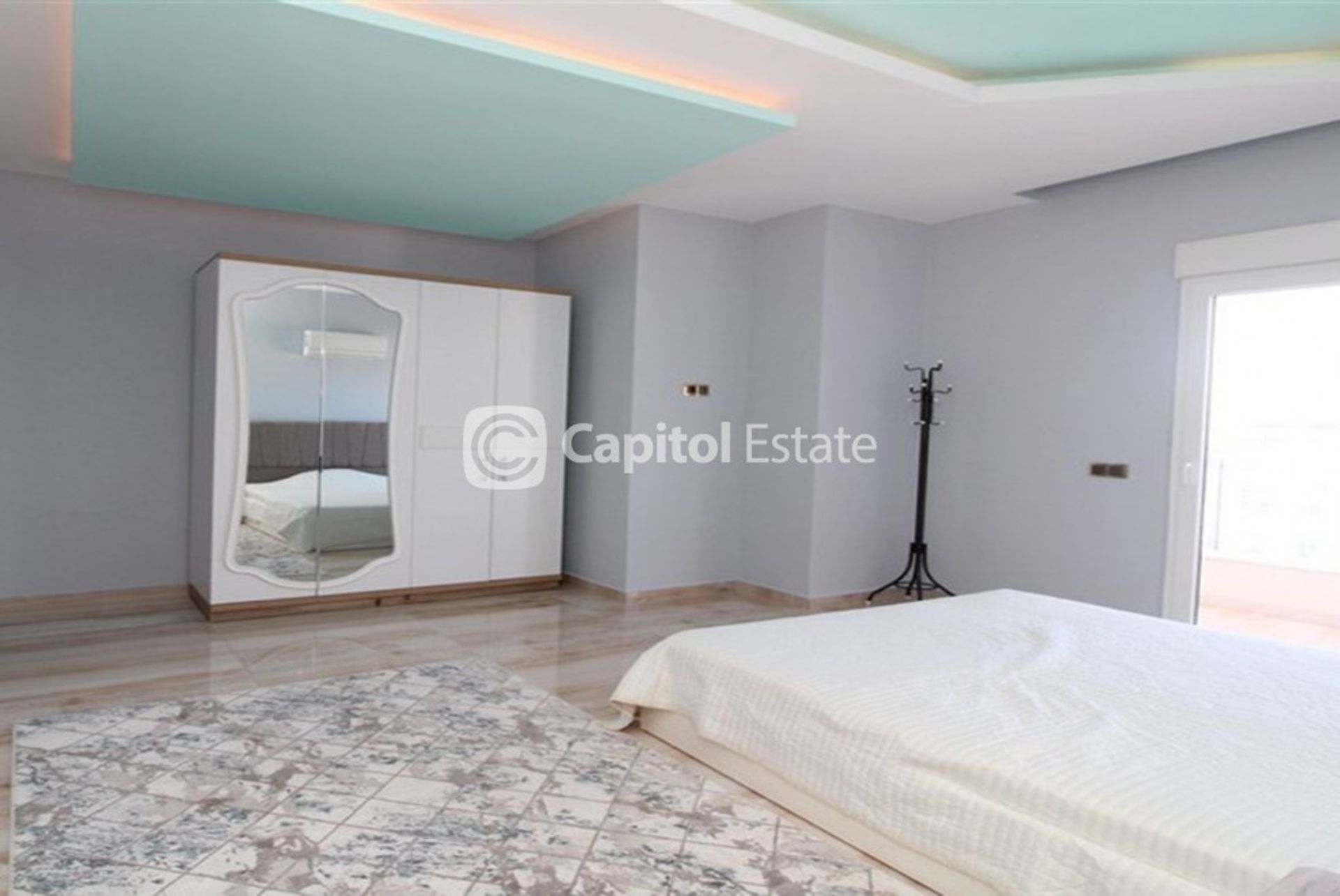 Condominio nel Mahmutlar, Antalya 11387137