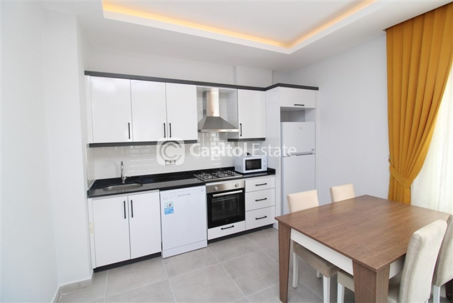 Condominium dans Mahmutlar, Antalya 11388606