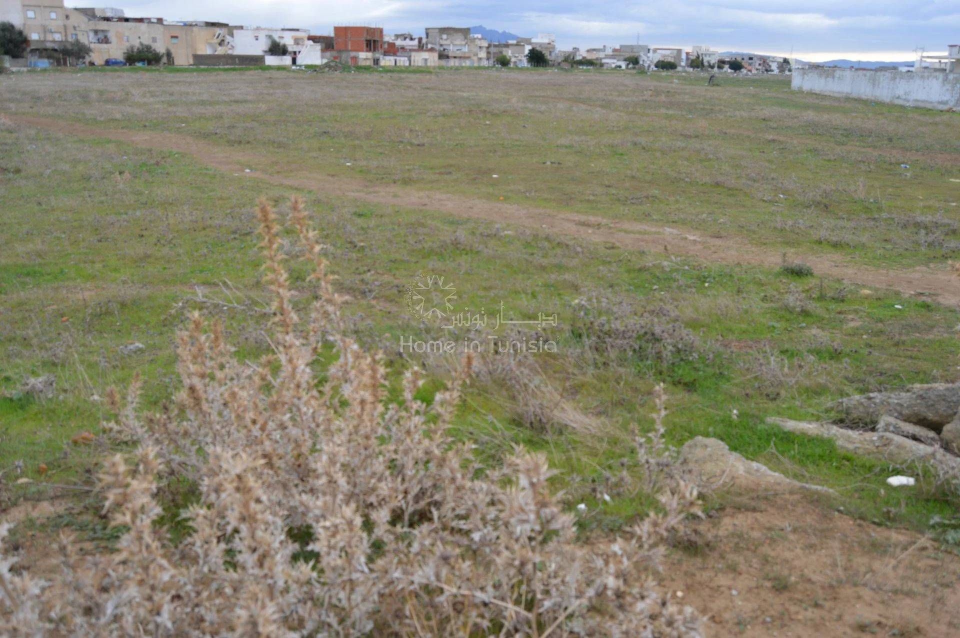 Land in Dar Sidi M'hamed en Cherif, Tunis 11389554