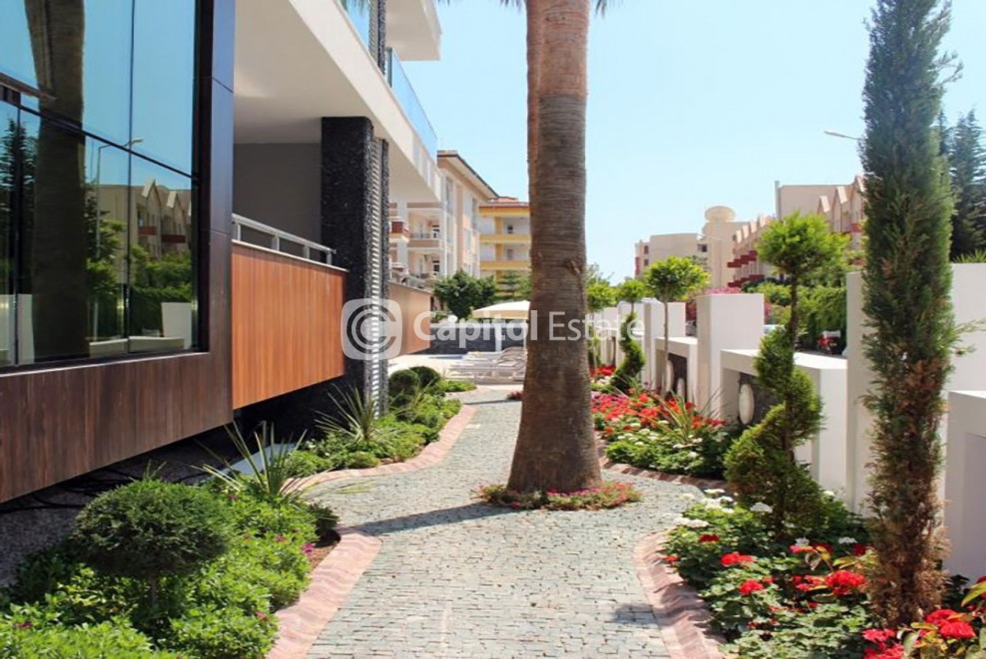 Condominio en Oba, Antalya 11389611