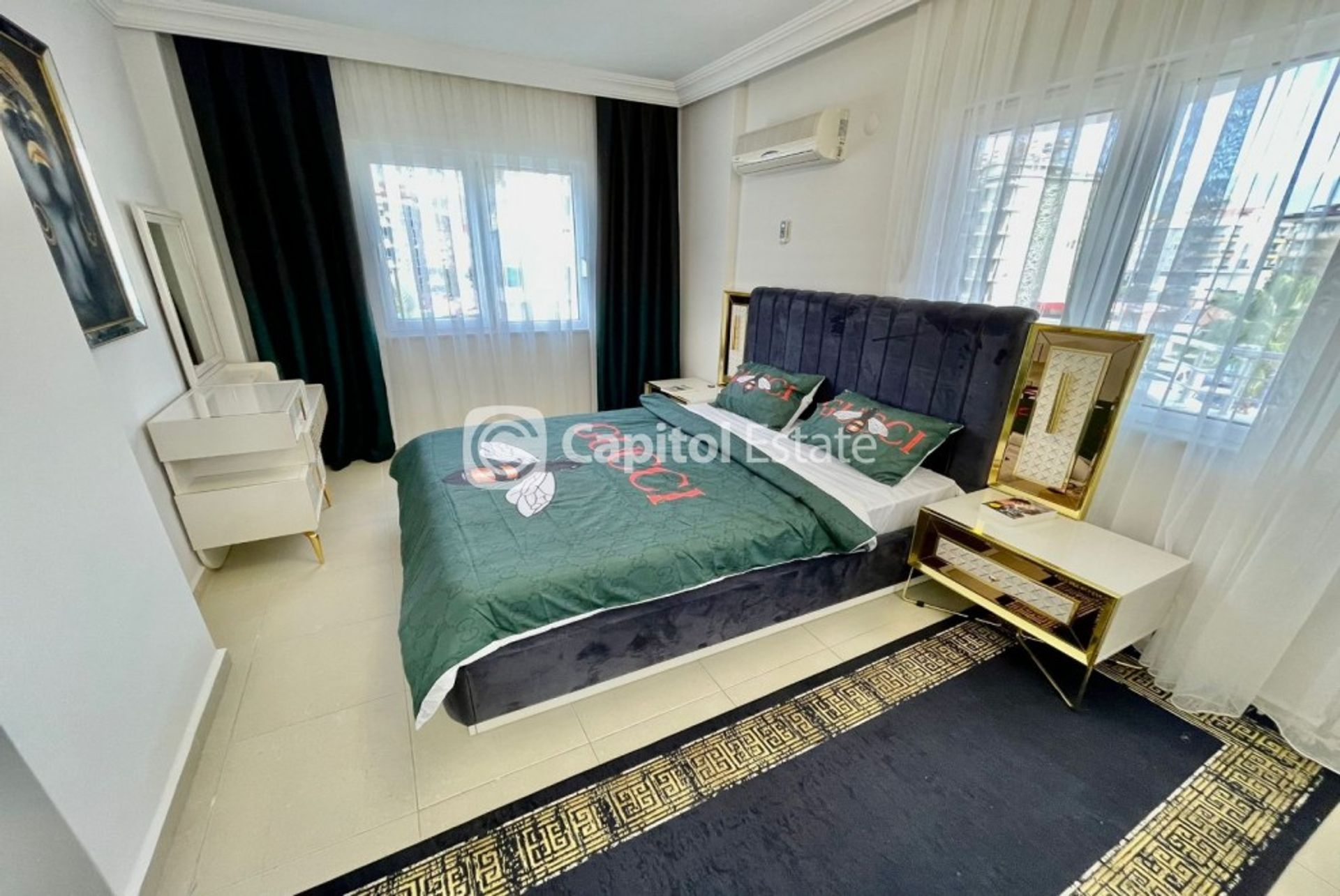 Condominio en Oba, Antalya 11389688