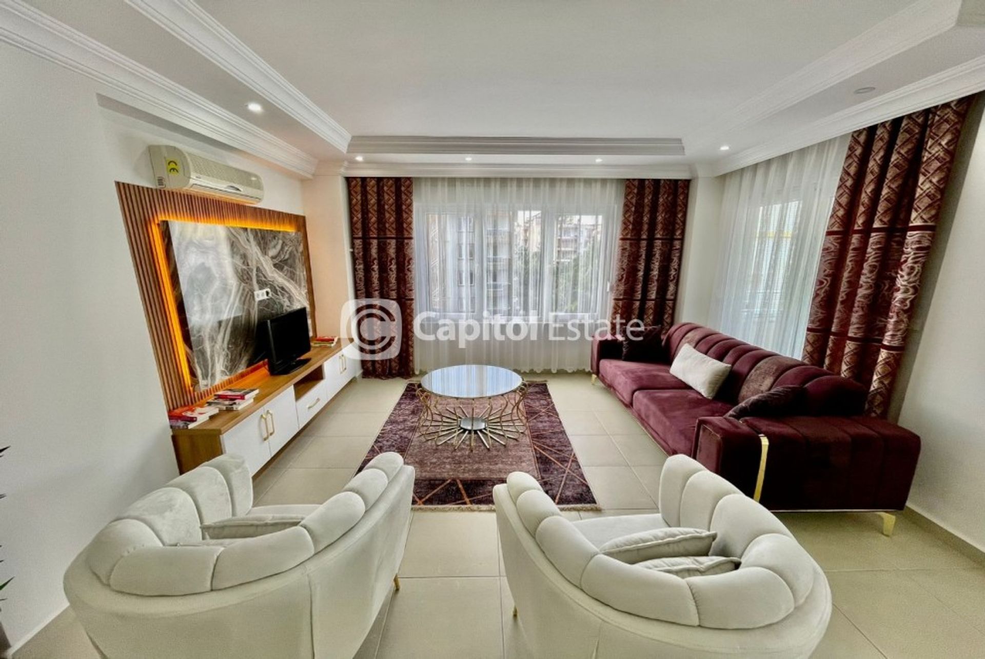 Condominio en Oba, Antalya 11389688