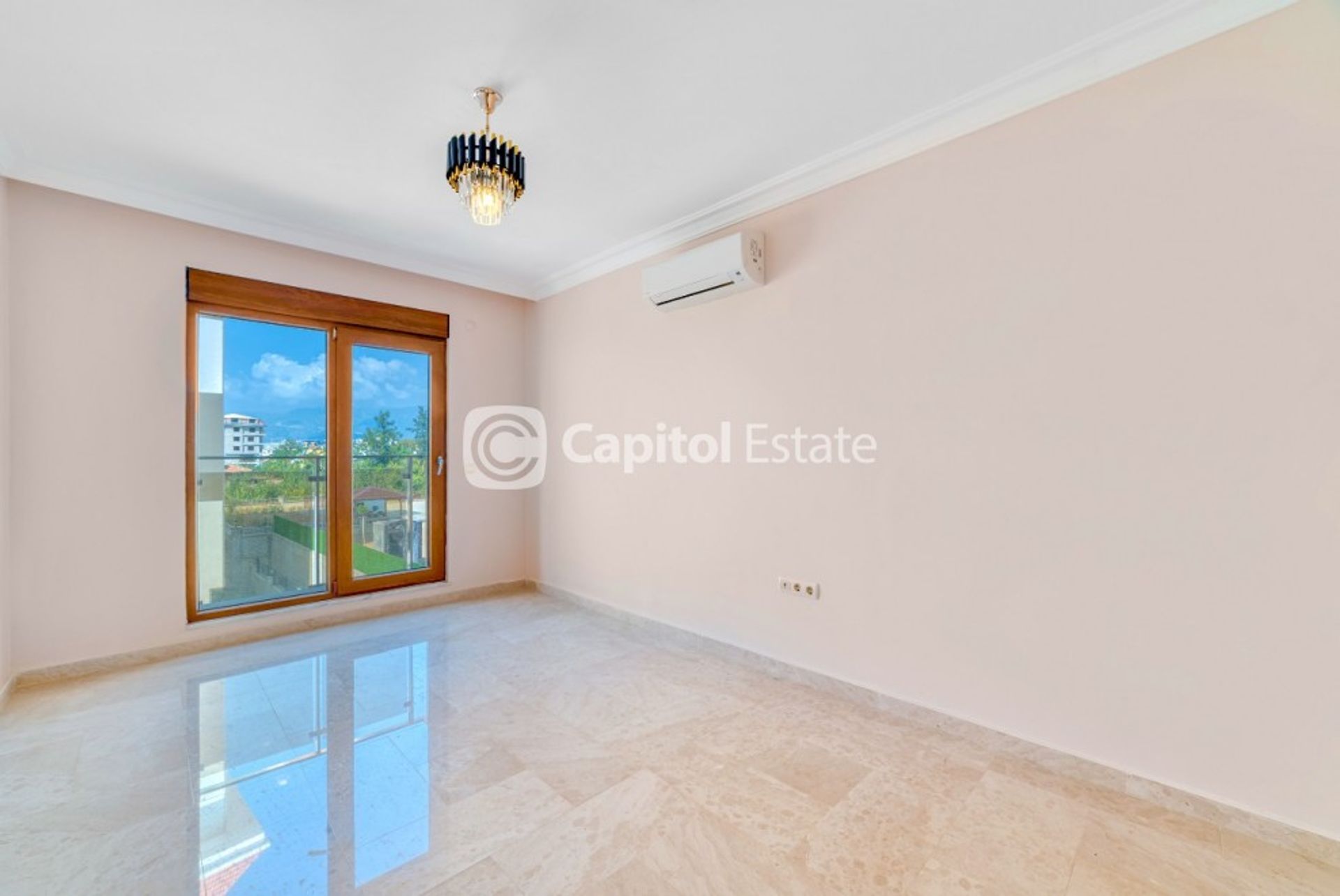 Condominio en Kestel, Bursa 11389718