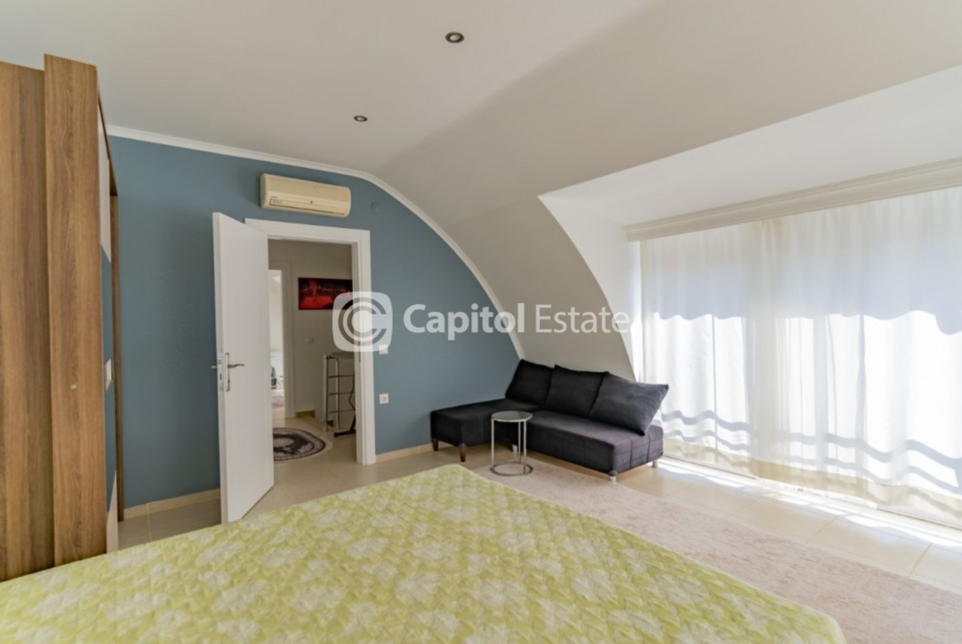 Condominio en Mahmutlar, Antalya 11389805