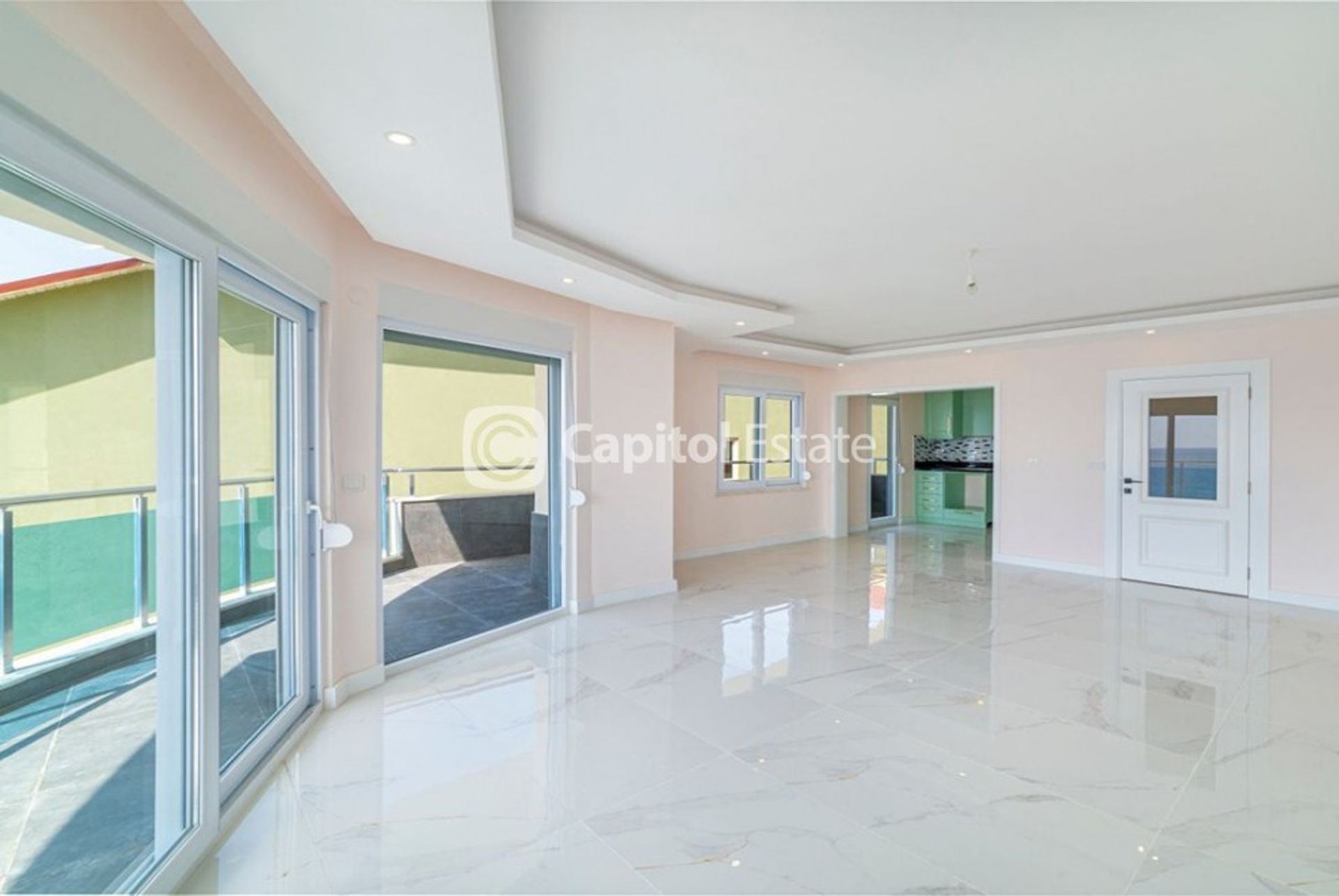 Condominium dans Mahmutlar, Antalya 11389951