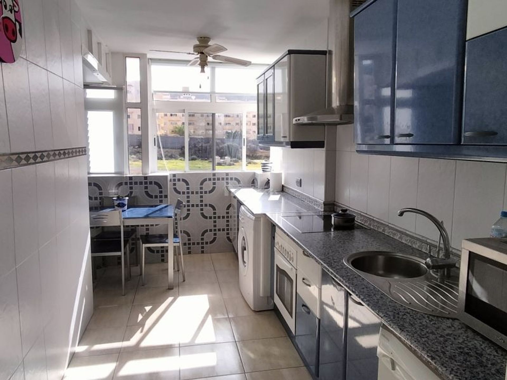 Condominio nel Los Cristianos, isole Canarie 11390670