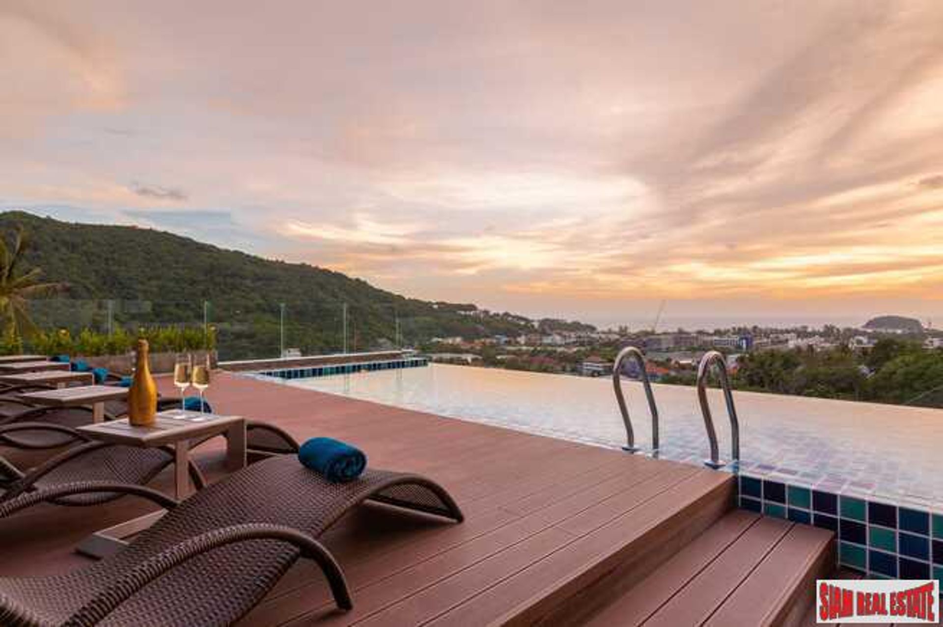 Condominium dans Ban Kata, Phuket 11391191