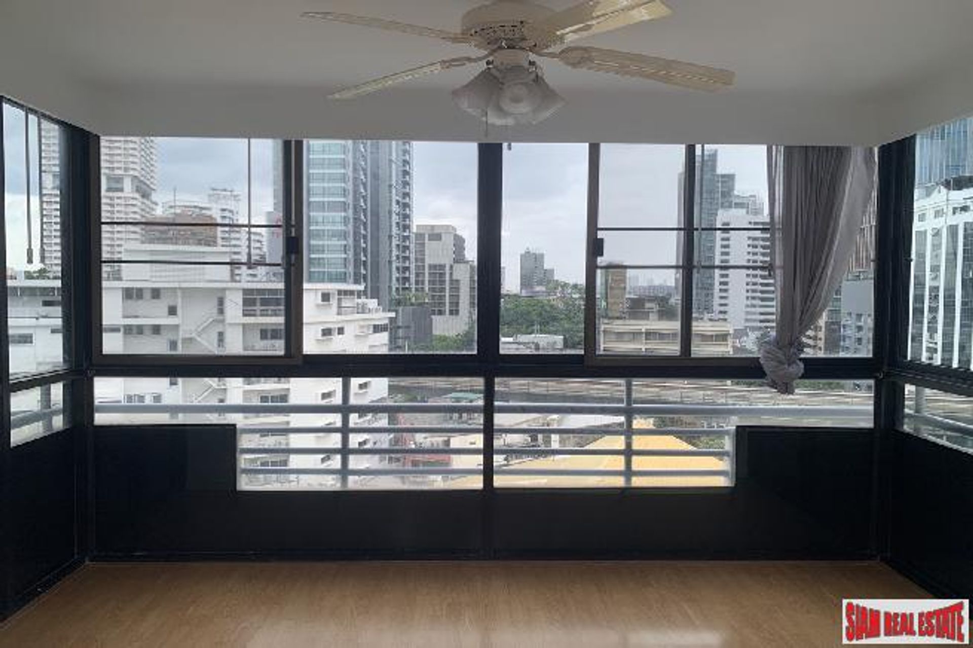 Condominium dans Watthana, Krung Thep Maha Nakhon 11391208